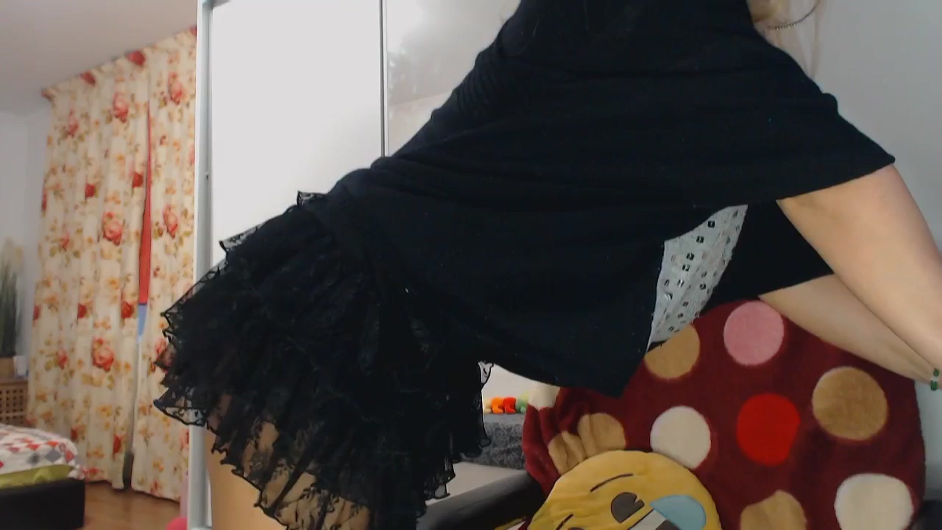 Gallery image thumbnail from Merlyn4u's myfreecams stream on, 12/25/2024, 14:49 image 12 of 20