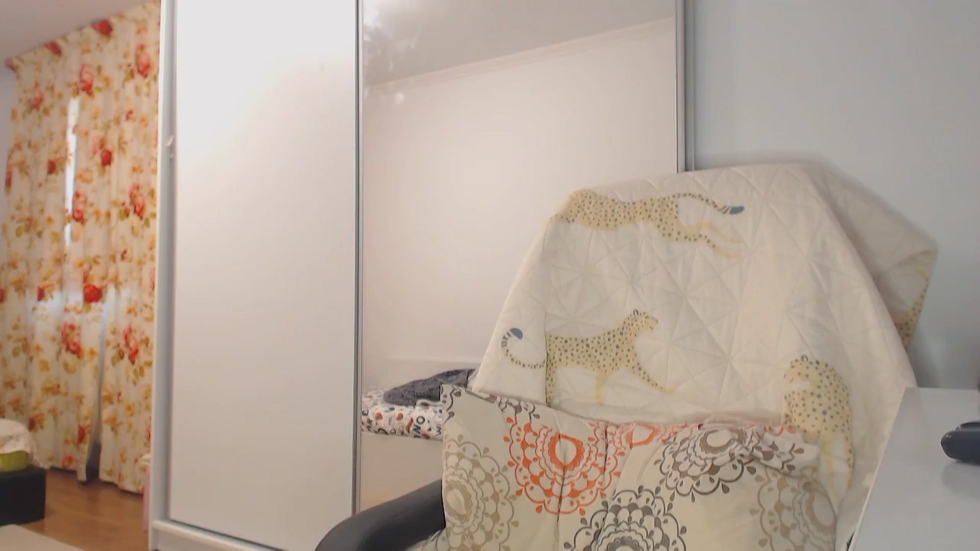 Gallery image thumbnail from Merlyn4u's myfreecams stream on, 01/02/2025, 16:14 image 8 of 20