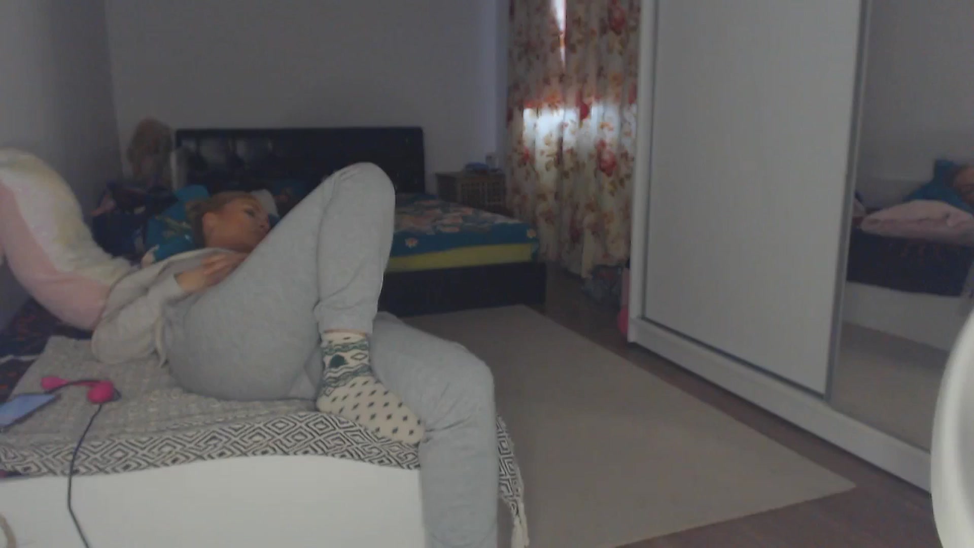 Gallery image thumbnail from Merlyn4u's myfreecams stream on, 03/21/2025, 13:51 image 17 of 20