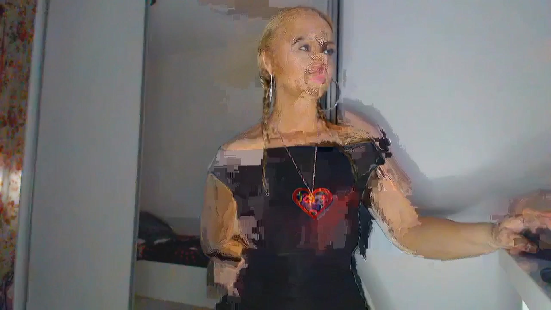 Gallery image thumbnail from Merlyn4u's myfreecams stream on, 03/24/2025, 11:31 image 2 of 20