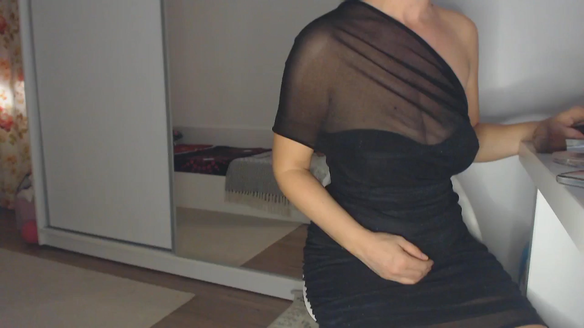 Gallery image thumbnail from Merlyn4u's myfreecams stream on, 03/30/2025, 13:44 image 1 of 20