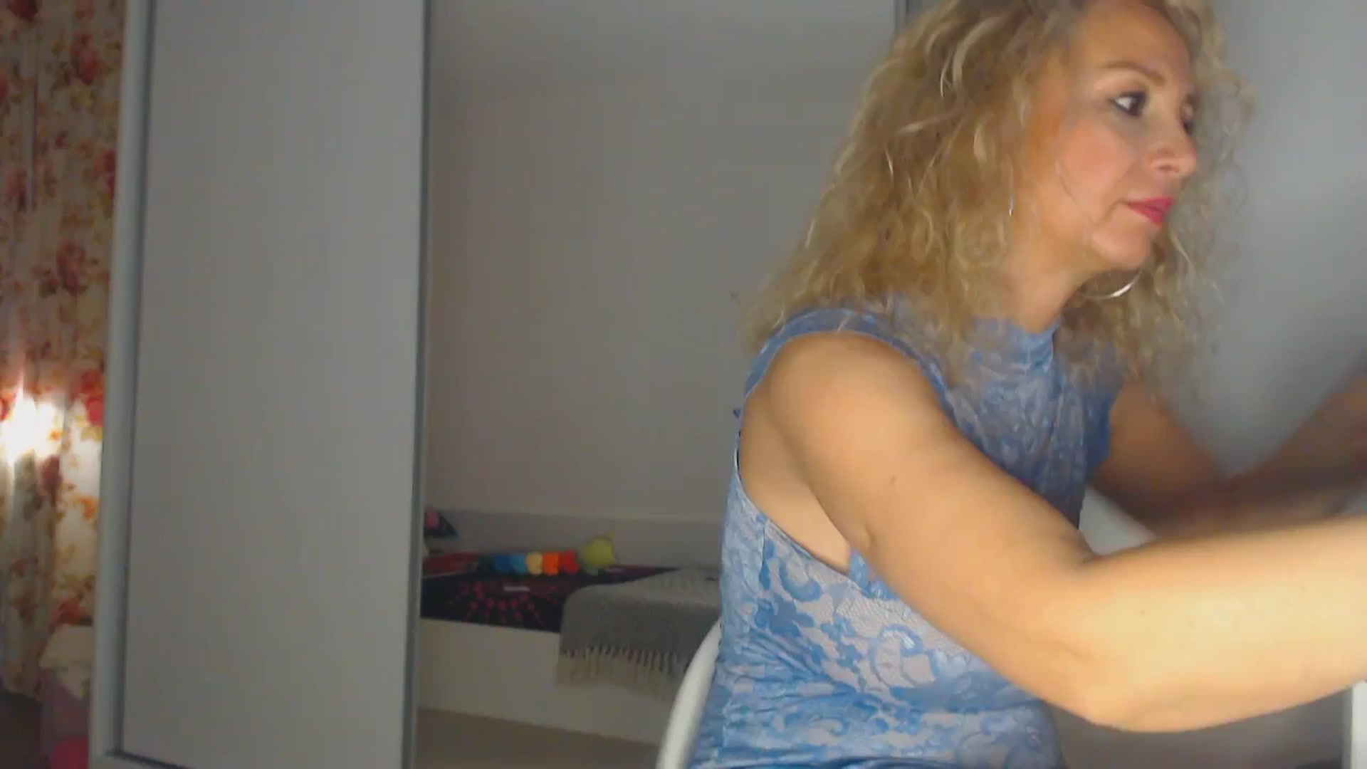 Gallery image thumbnail from Merlyn4u's myfreecams stream on, 04/03/2025, 10:26 image 5 of 20