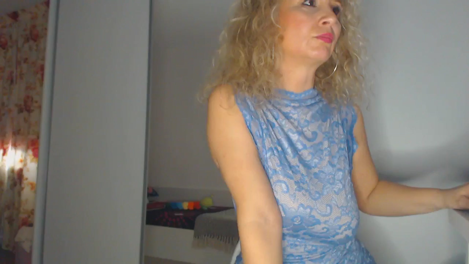 Gallery image thumbnail from Merlyn4u's myfreecams stream on, 04/03/2025, 10:26 image 19 of 20