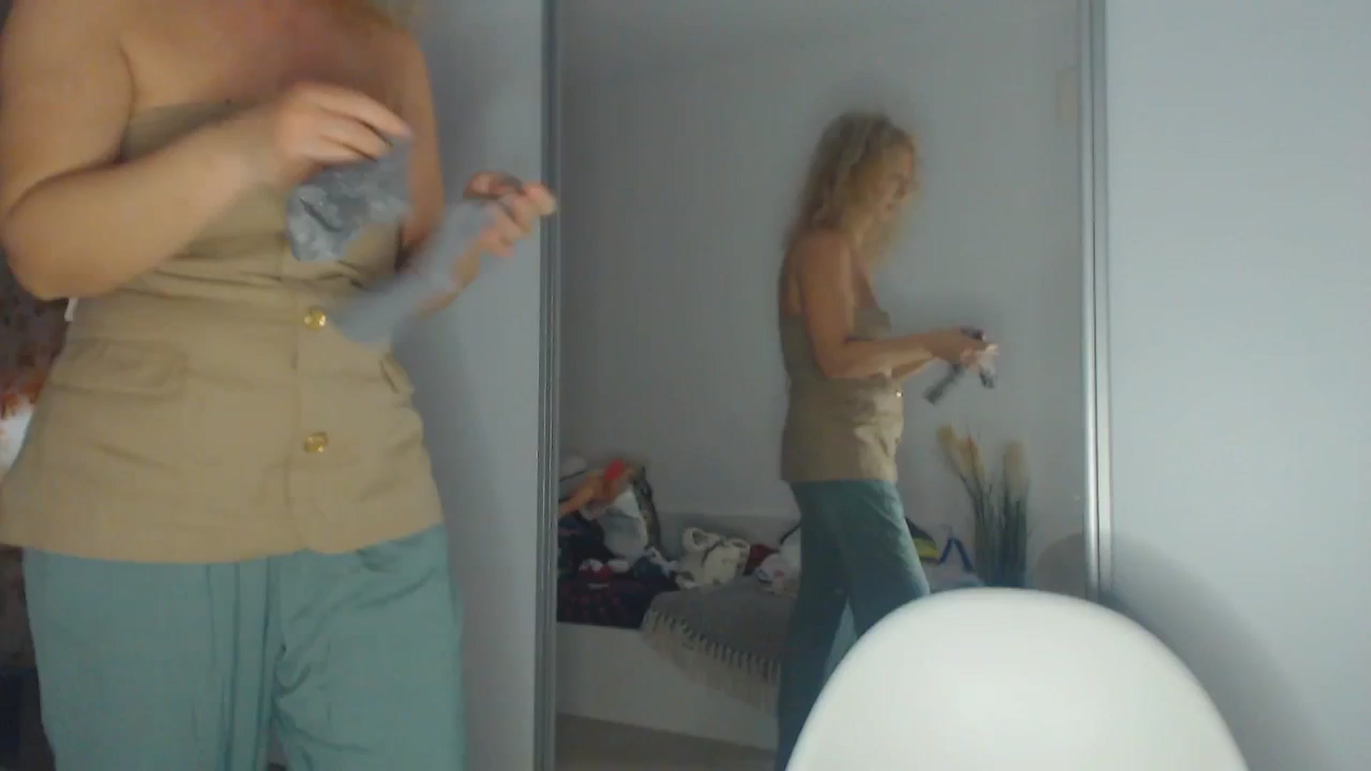 Gallery image thumbnail from Merlyn4u's myfreecams stream on, 04/04/2025, 14:49 image 20 of 20