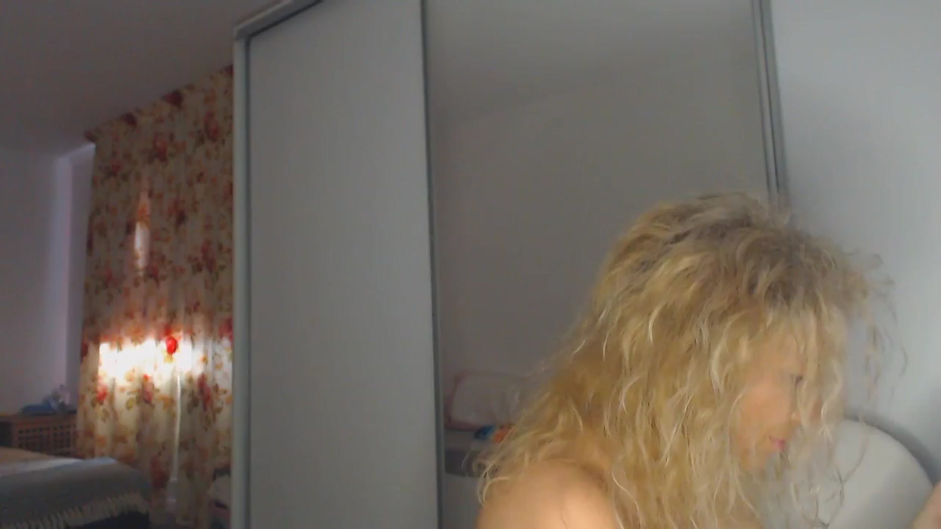 Gallery image thumbnail from Merlyn4u's myfreecams stream on, 04/05/2025, 13:44 image 7 of 20