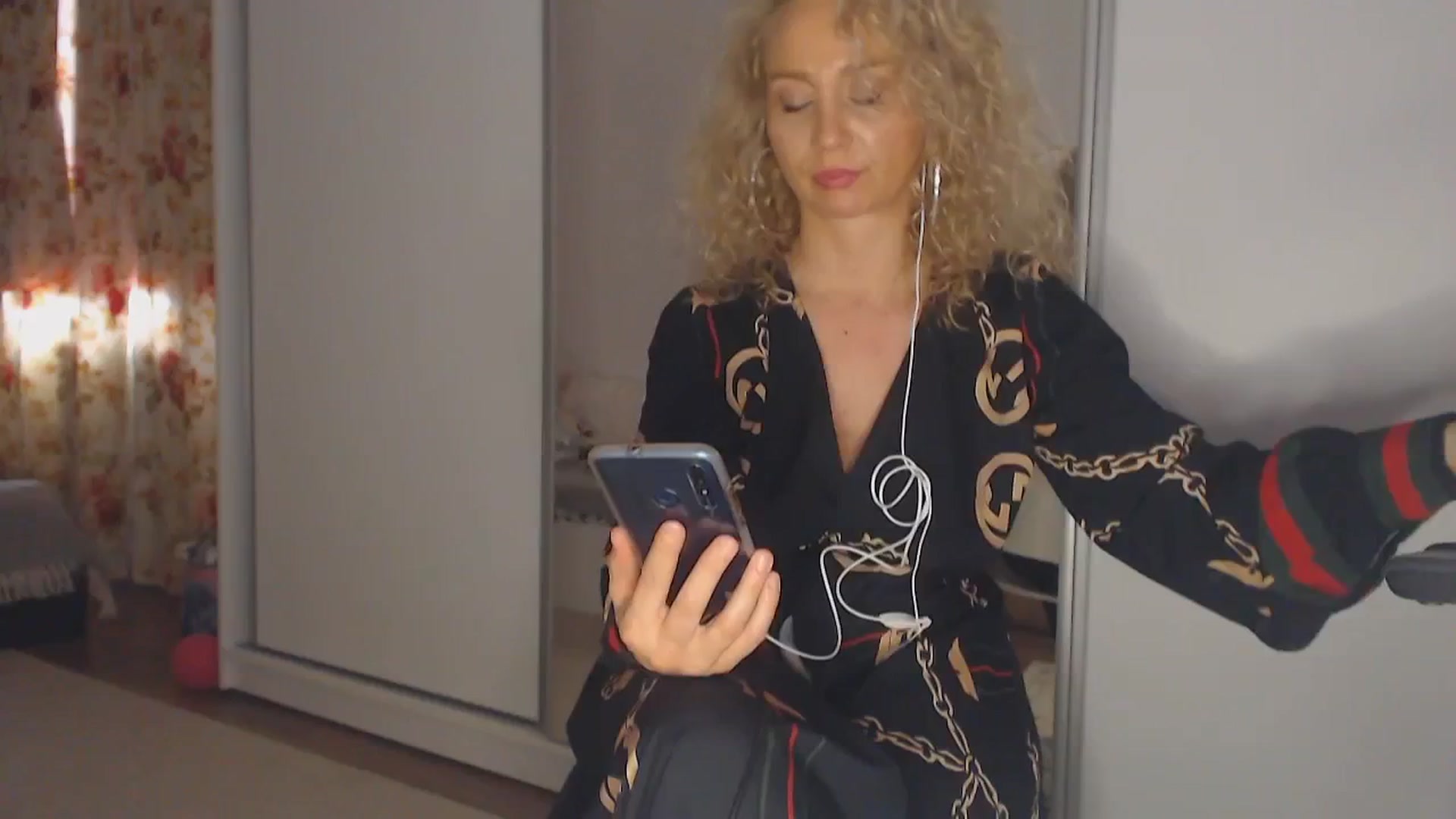 Gallery image thumbnail from Merlyn4u's myfreecams stream on, 04/08/2025, 11:46 image 17 of 20