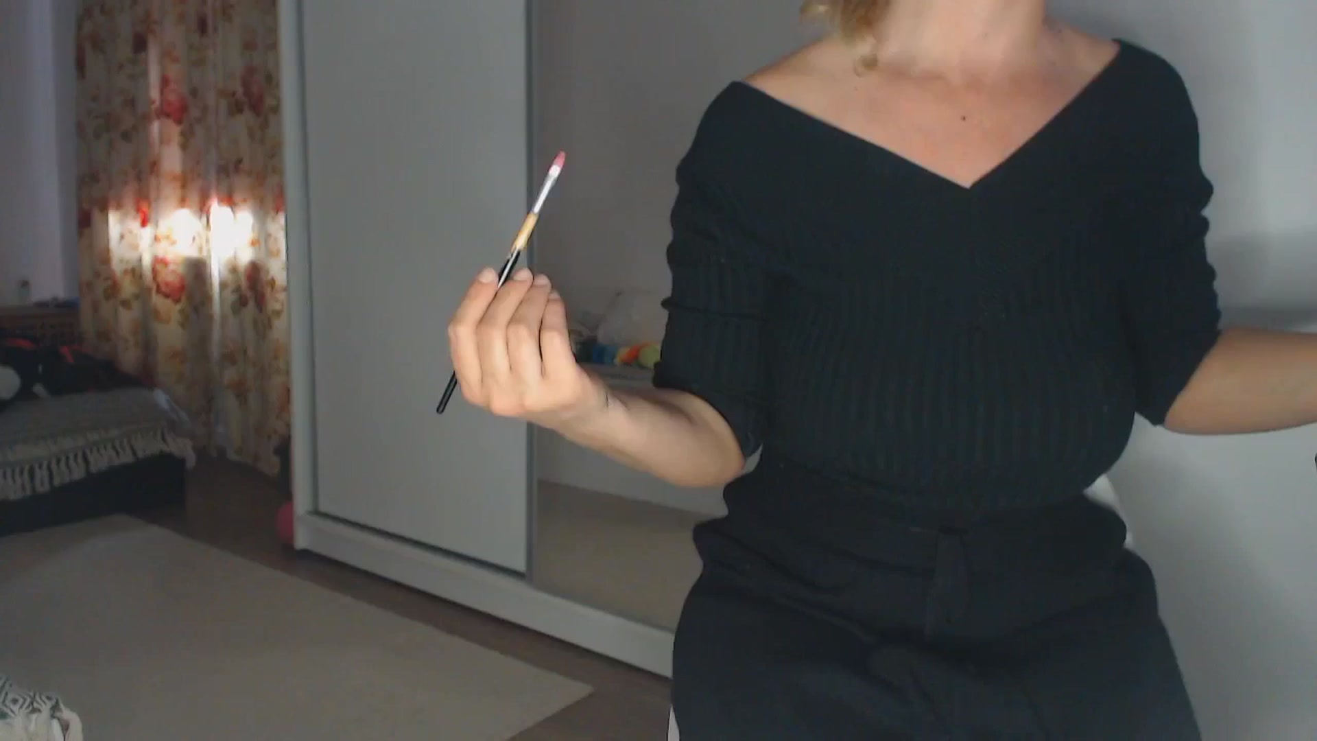 Gallery image thumbnail from Merlyn4u's myfreecams stream on, 04/27/2025, 11:45 image 4 of 20