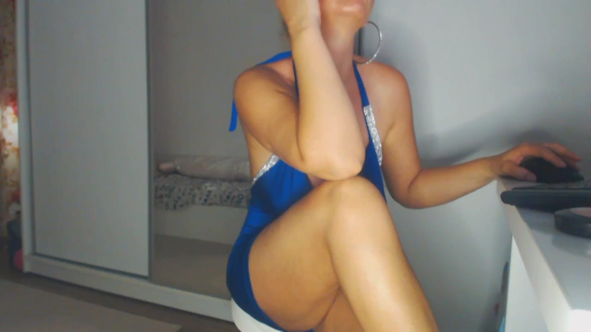 Gallery image thumbnail from Merlyn4u's myfreecams stream on, 05/06/2025, 10:52 image 15 of 20