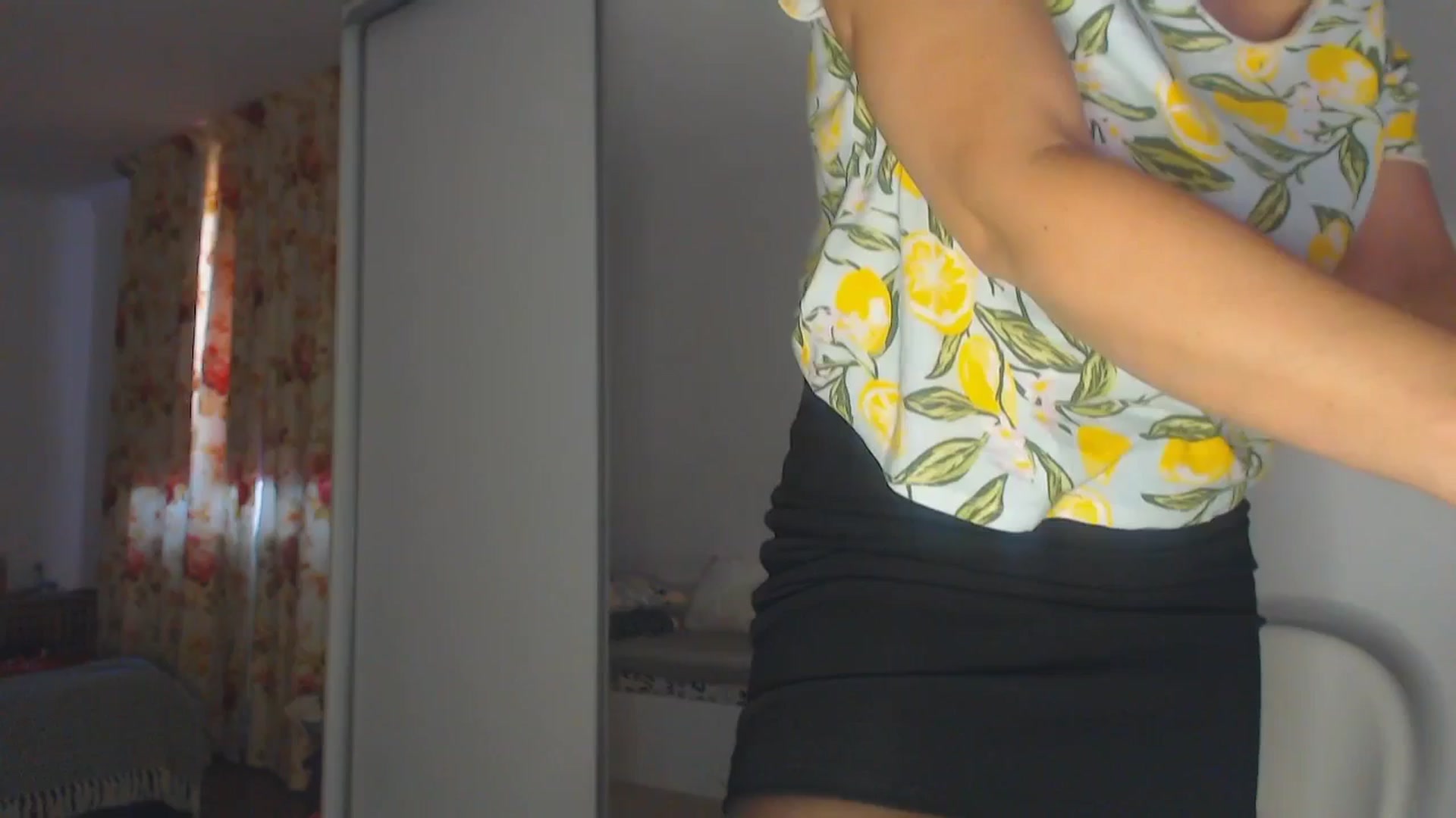 Gallery image thumbnail from Merlyn4u's myfreecams stream on, 05/07/2025, 11:21 image 3 of 20