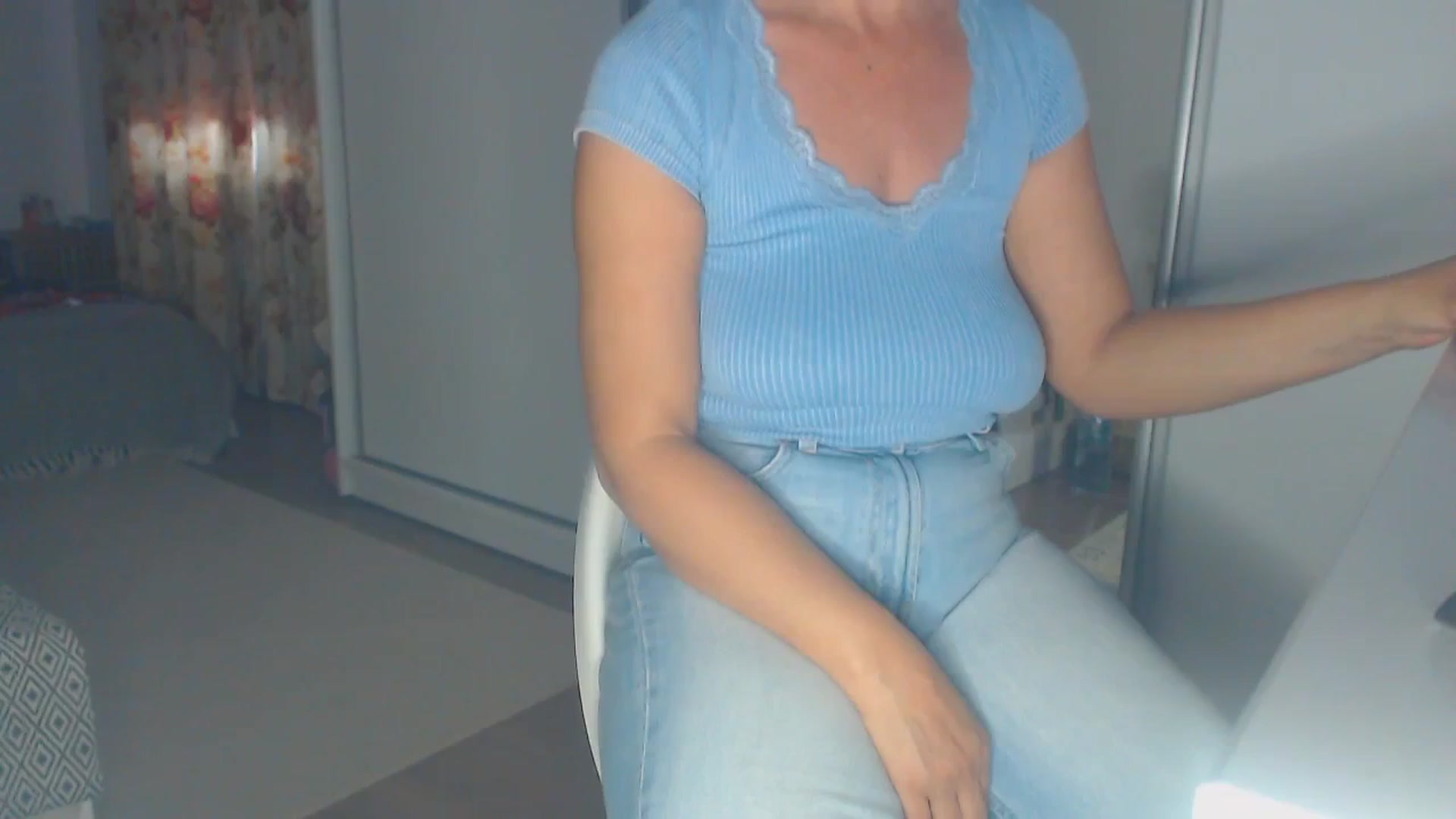 Gallery image thumbnail from Merlyn4u's myfreecams stream on, 05/09/2025, 12:08 image 4 of 20