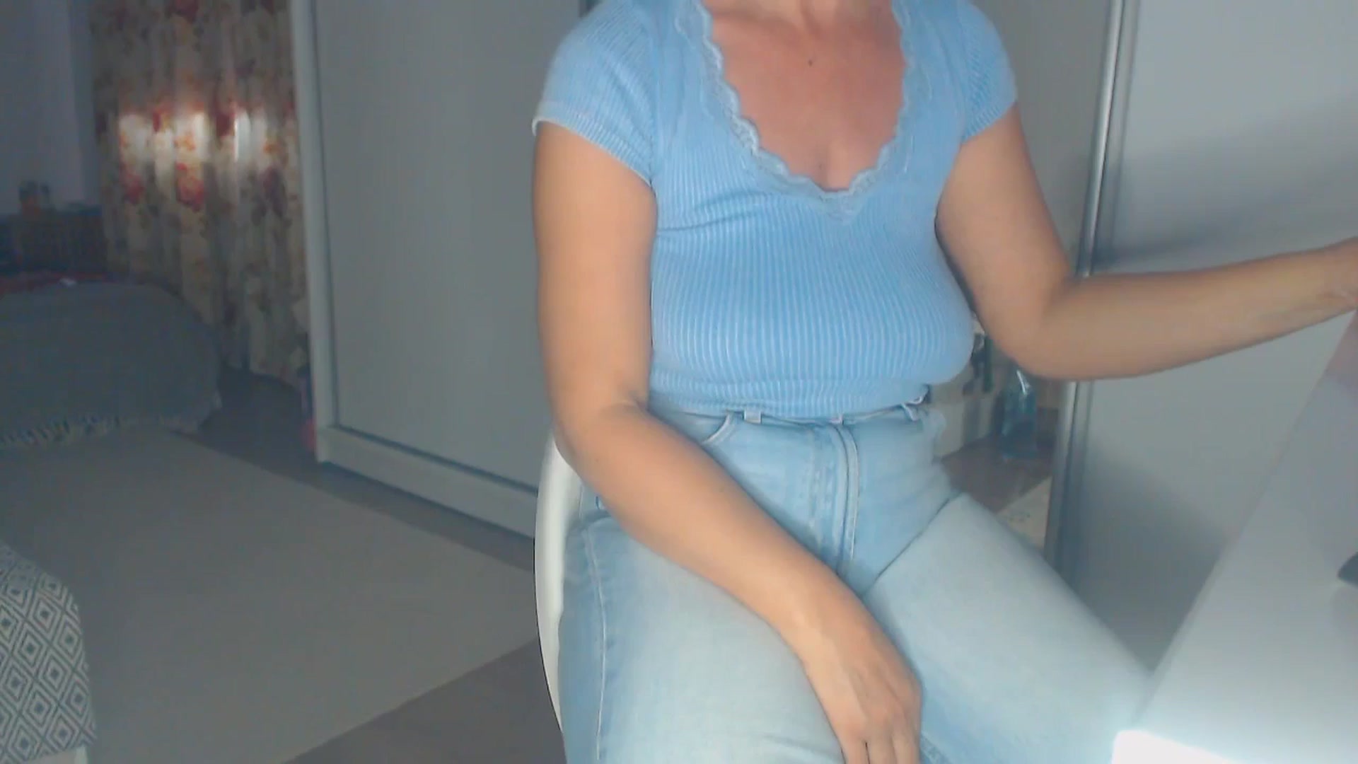 Gallery image thumbnail from Merlyn4u's myfreecams stream on, 05/09/2025, 12:08 image 3 of 20