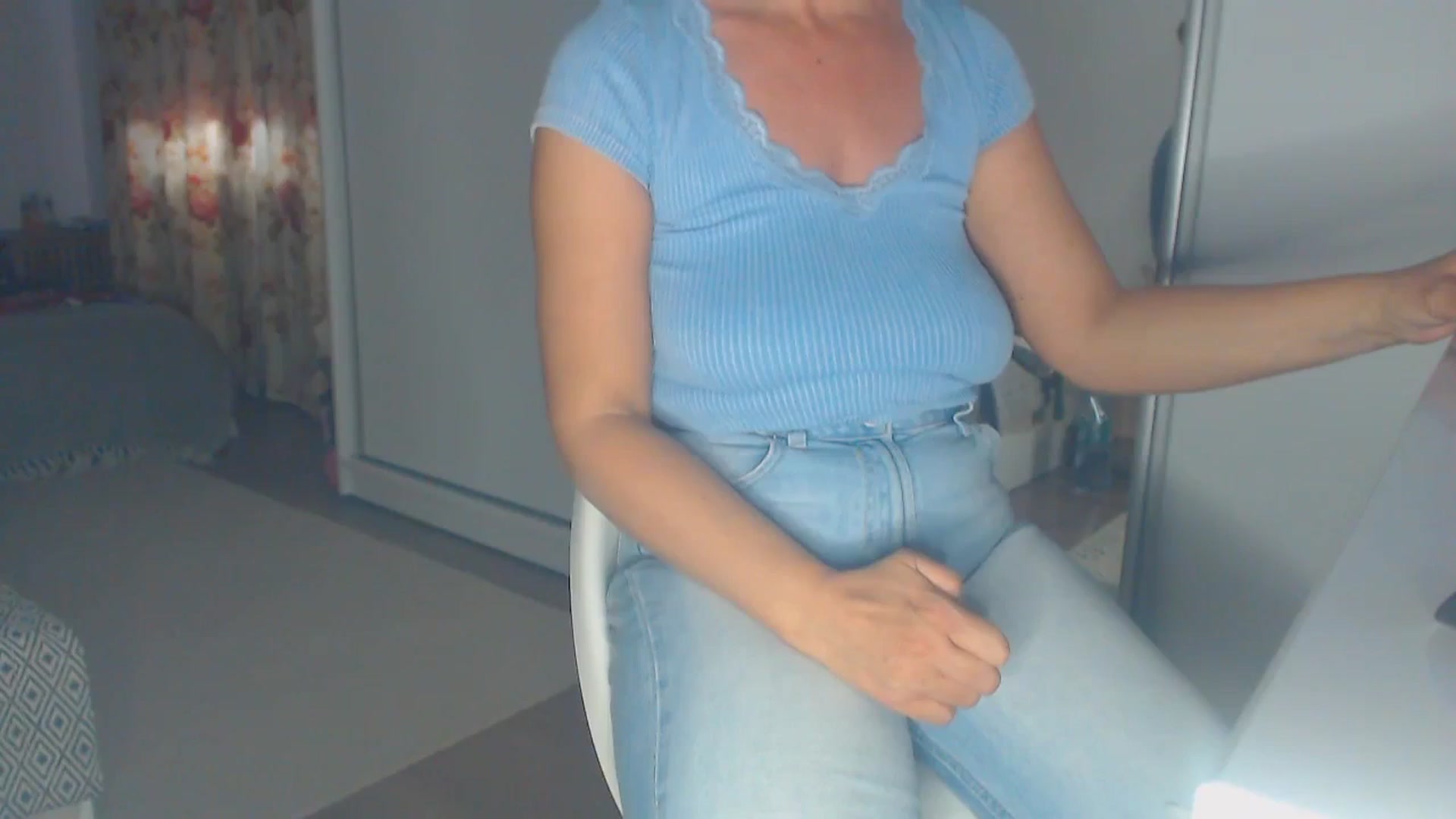 Gallery image thumbnail from Merlyn4u's myfreecams stream on, 05/09/2025, 12:08 image 10 of 20