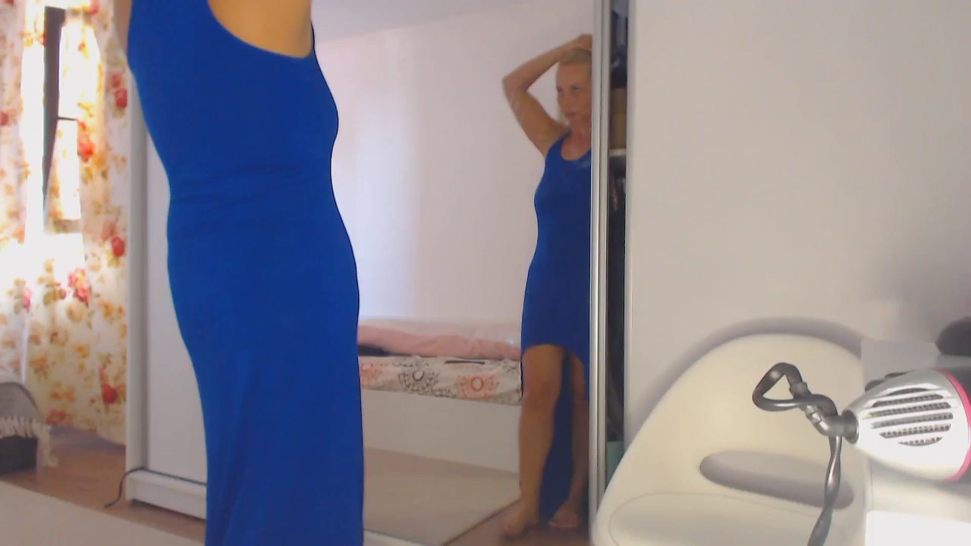 Gallery image thumbnail from Merlyn4u's myfreecams stream on, 06/17/2025, 11:57 image 5 of 20