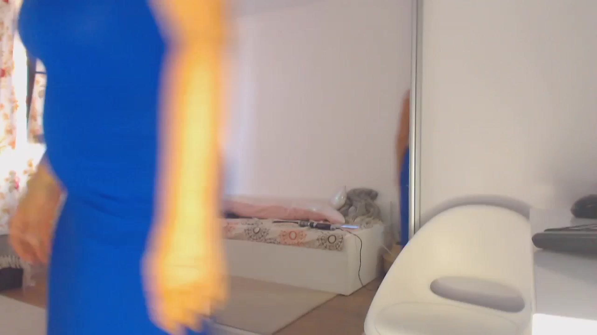 Gallery image thumbnail from Merlyn4u's myfreecams stream on, 06/17/2025, 11:57 image 8 of 20