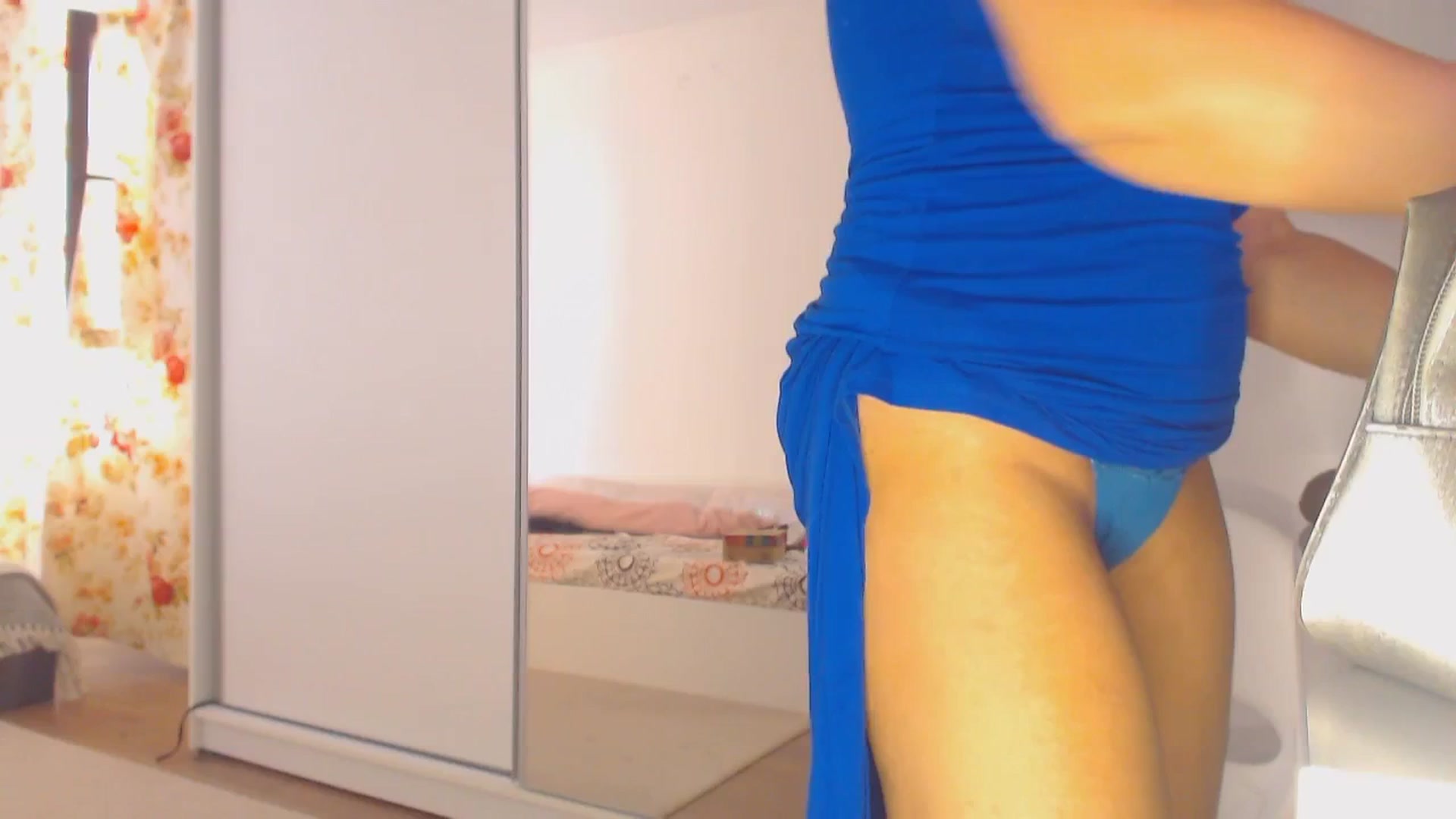 Gallery image thumbnail from Merlyn4u's myfreecams stream on, 06/17/2025, 12:28 image 8 of 20