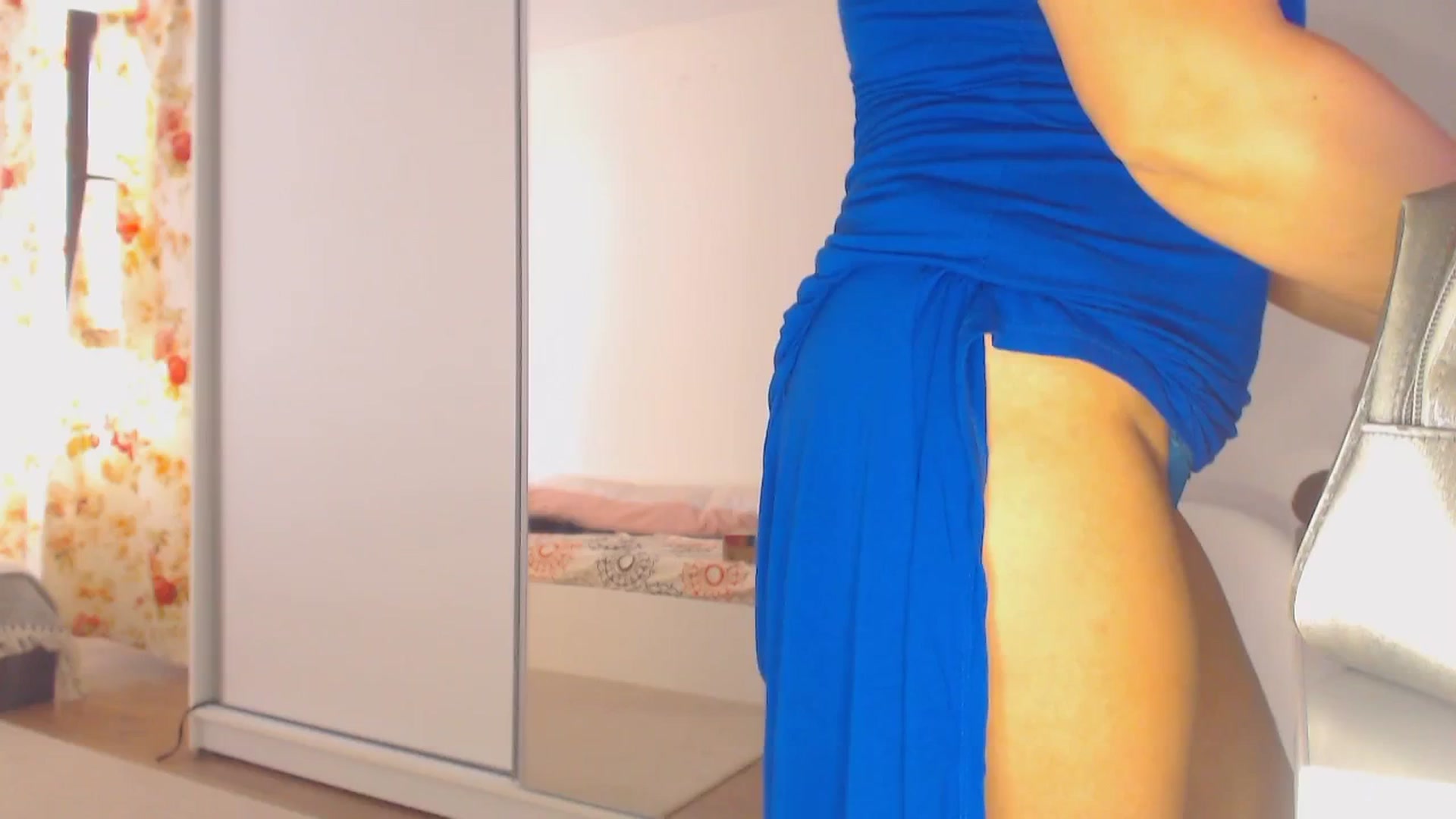 Gallery image thumbnail from Merlyn4u's myfreecams stream on, 06/17/2025, 12:28 image 10 of 20