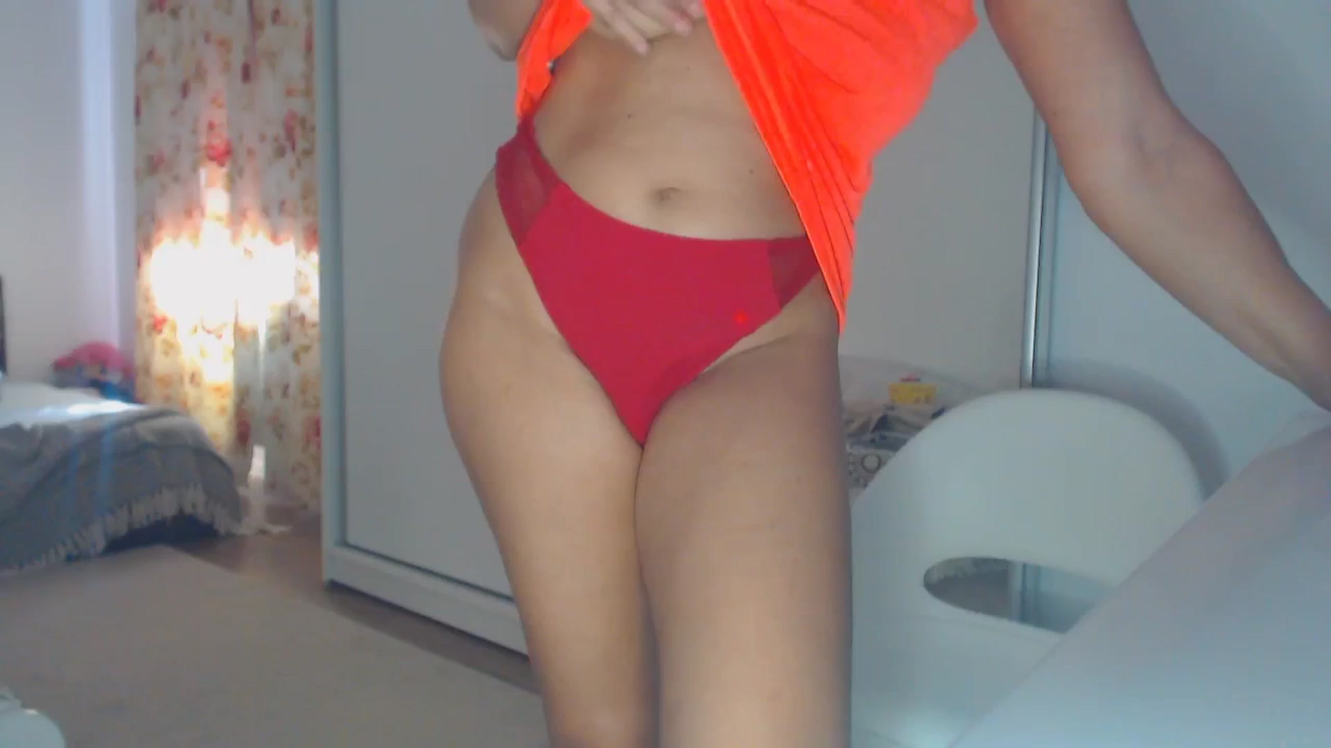 Gallery image thumbnail from Merlyn4u's myfreecams stream on, 06/19/2025, 14:26 image 11 of 20