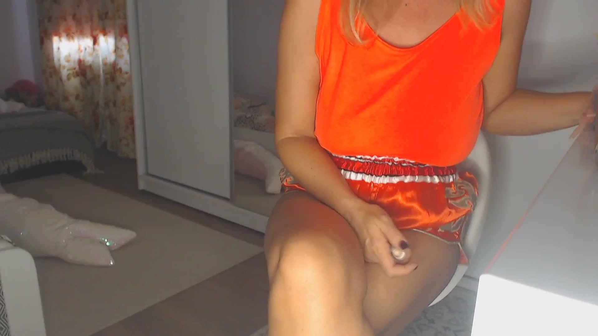 Gallery image thumbnail from Merlyn4u's myfreecams stream on, 06/21/2025, 13:38 image 1 of 20