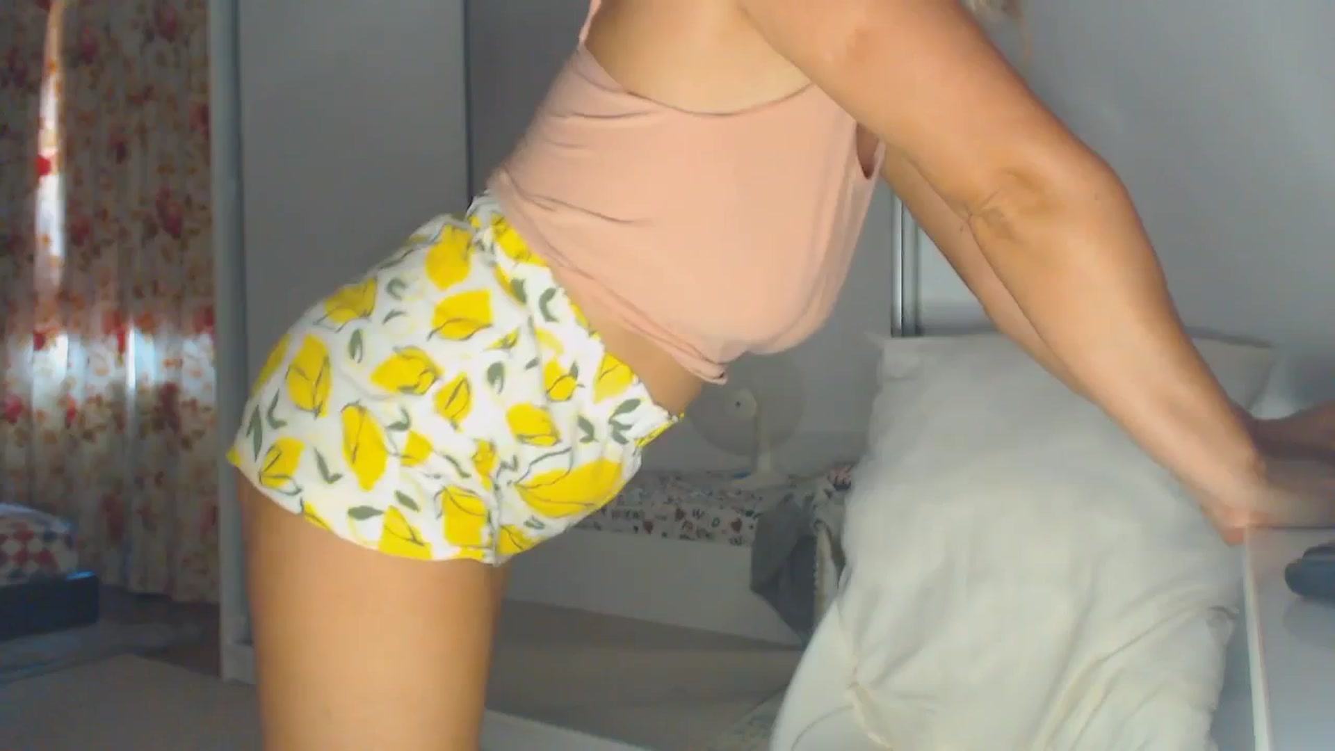 Gallery image thumbnail from Merlyn4u's myfreecams stream on, 06/27/2025, 12:09 image 4 of 20