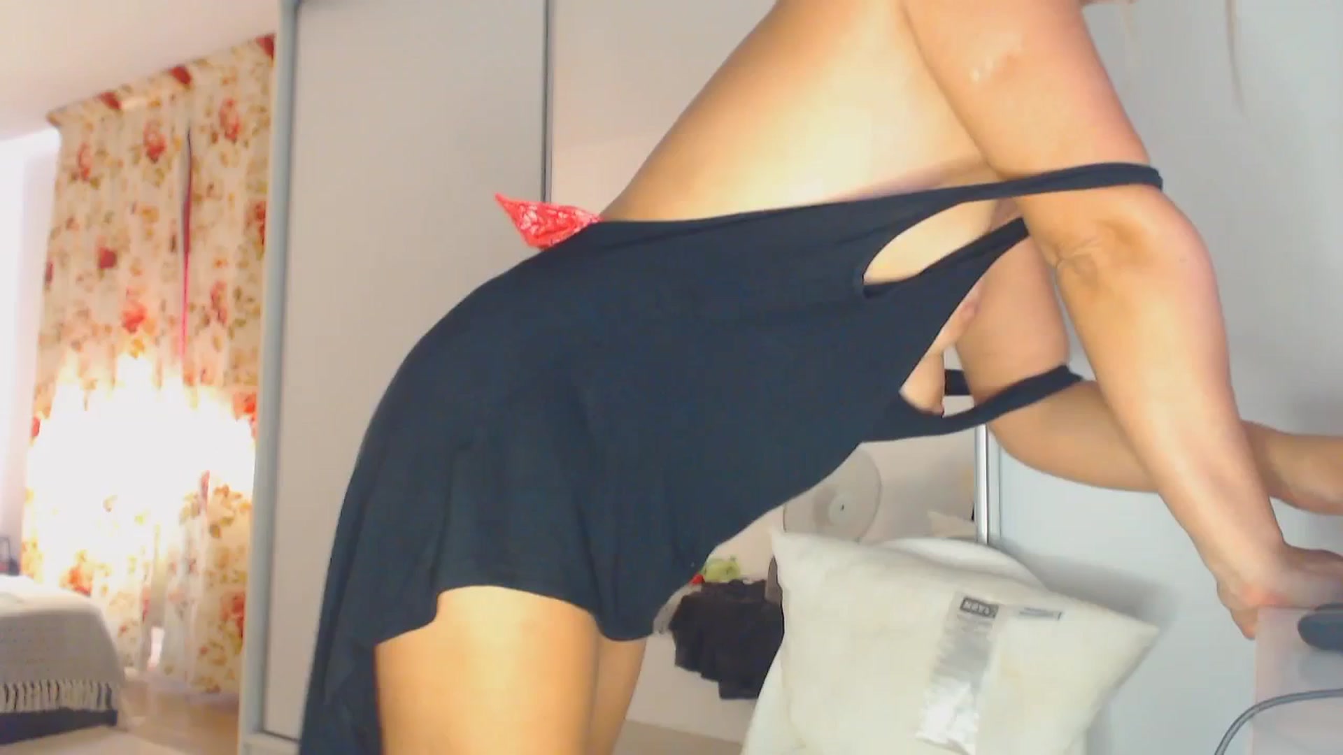 Gallery image thumbnail from Merlyn4u's myfreecams stream on, 07/03/2025, 13:44 image 16 of 20