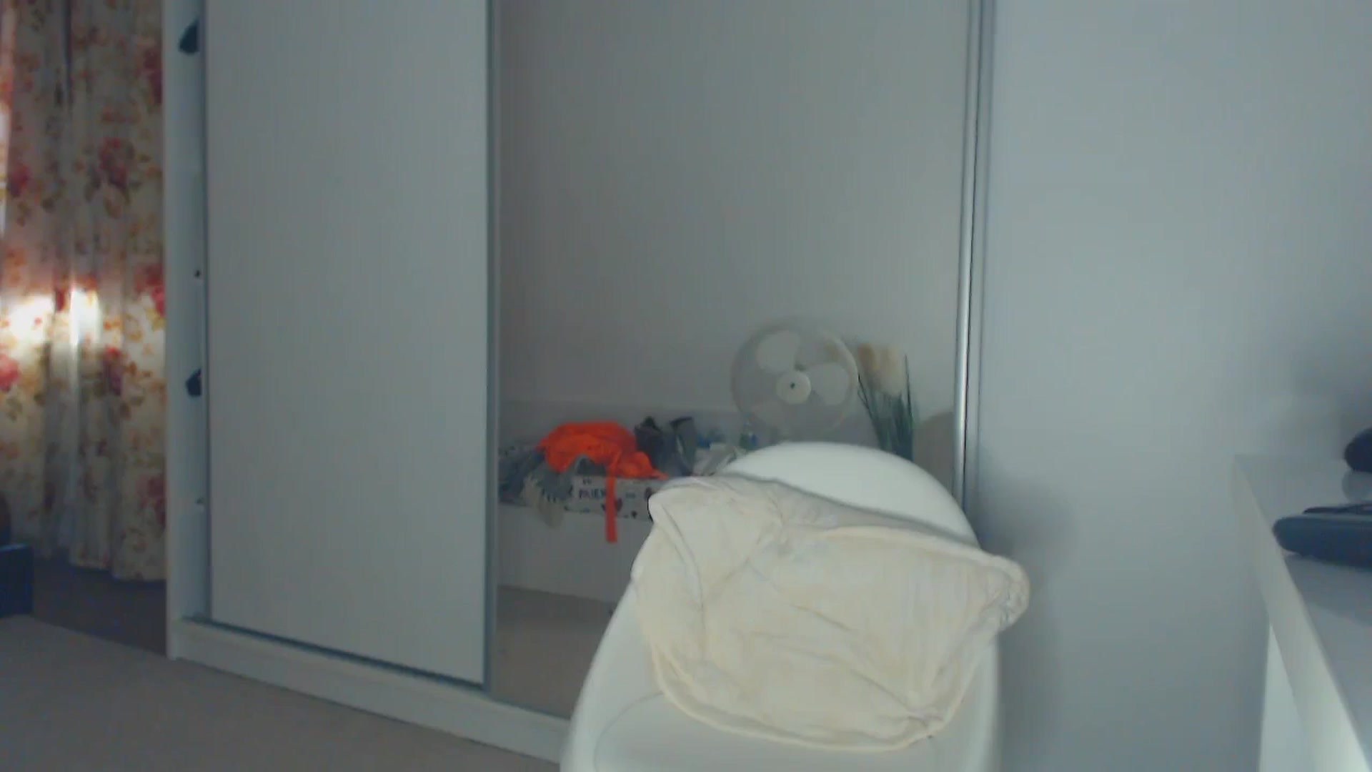 Gallery image thumbnail from Merlyn4u's myfreecams stream on, 07/25/2025, 14:33 image 19 of 20