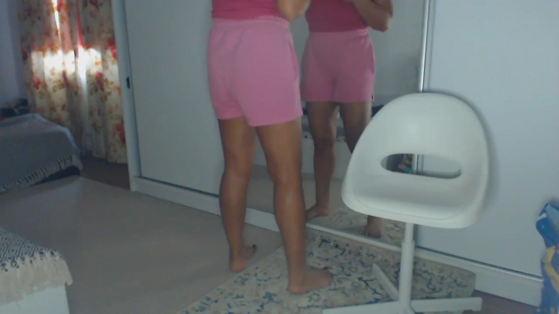 Gallery image thumbnail from Merlyn4u's myfreecams stream on, 08/19/2025, 13:42 image 4 of 20
