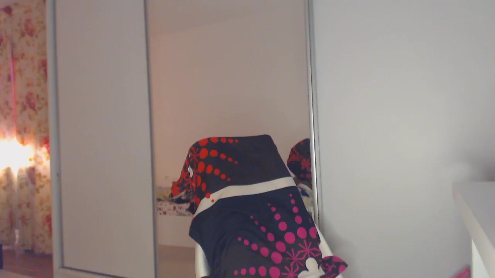 Gallery image thumbnail from Merlyn4u's myfreecams stream on, 08/26/2025, 14:40 image 16 of 20