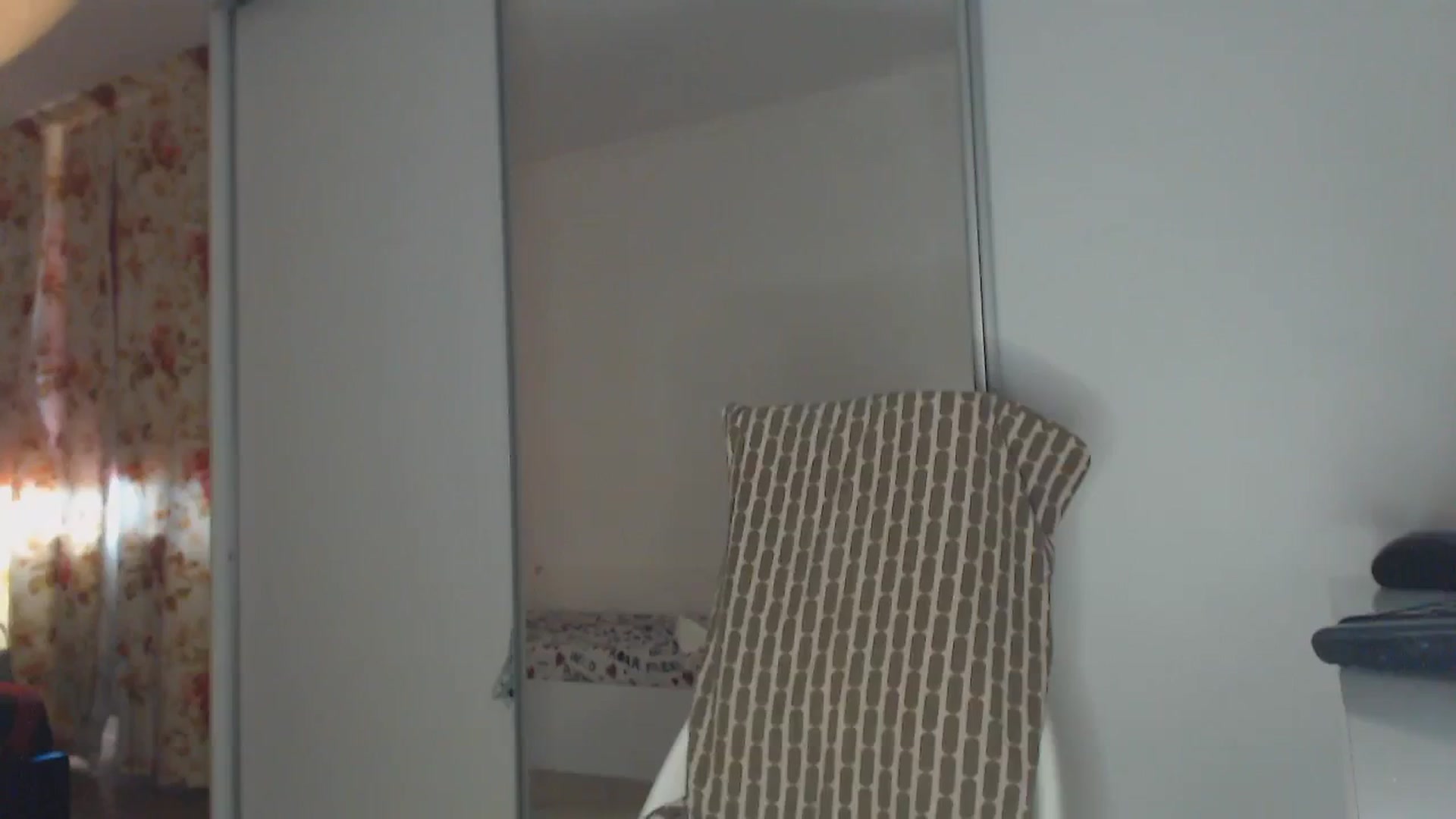 Gallery image thumbnail from Merlyn4u's myfreecams stream on, 08/28/2025, 13:46 image 11 of 20