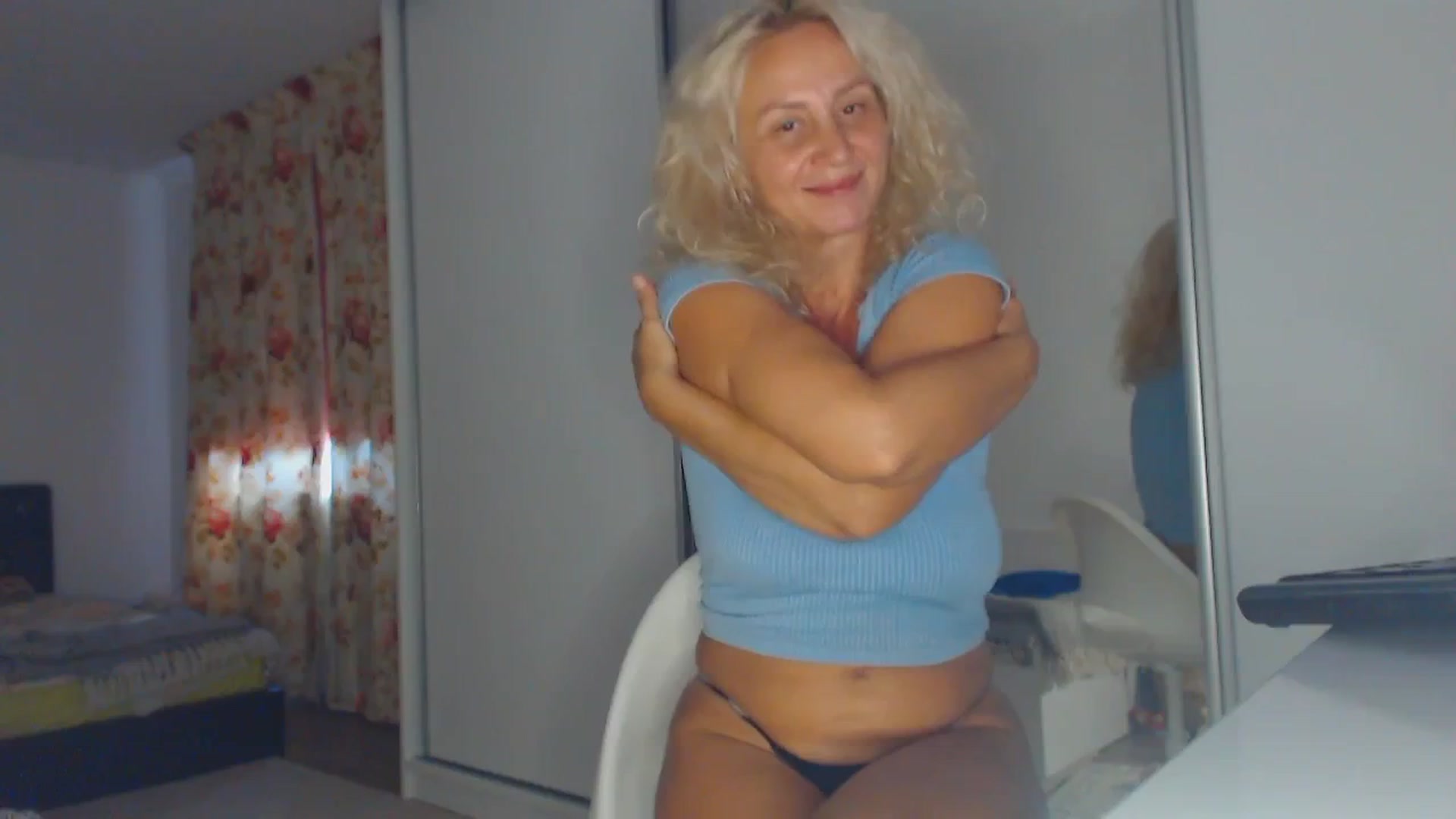 Gallery image thumbnail from Merlyn4u's myfreecams stream on, 09/15/2025, 12:17 image 2 of 20