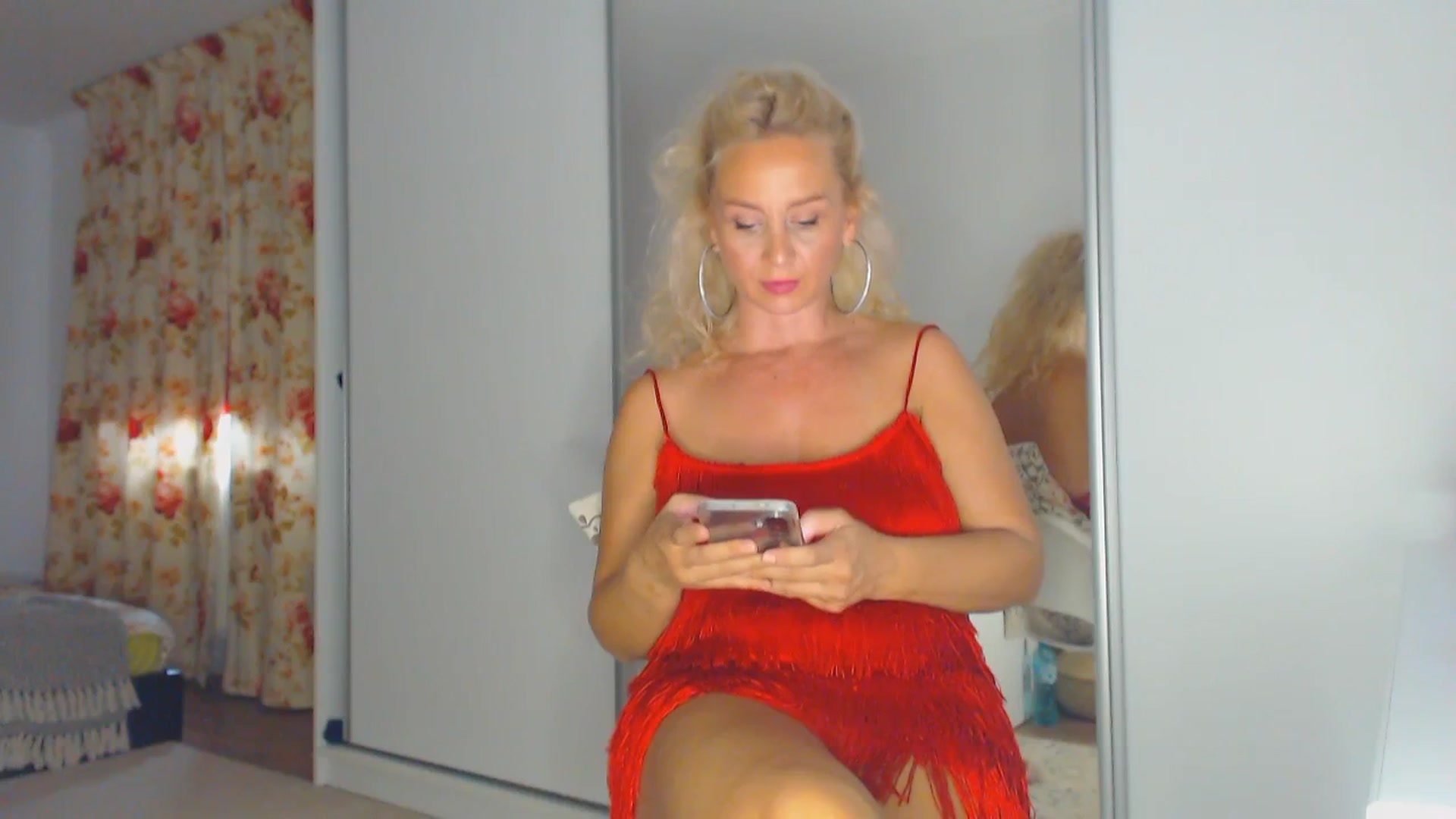 Gallery image thumbnail from Merlyn4u's myfreecams stream on, 09/17/2025, 10:56 image 20 of 20