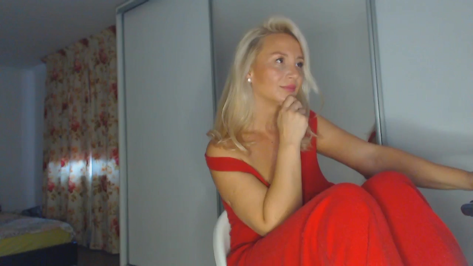 Gallery image thumbnail from Merlyn4u's myfreecams stream on, 09/21/2025, 10:37 image 10 of 20