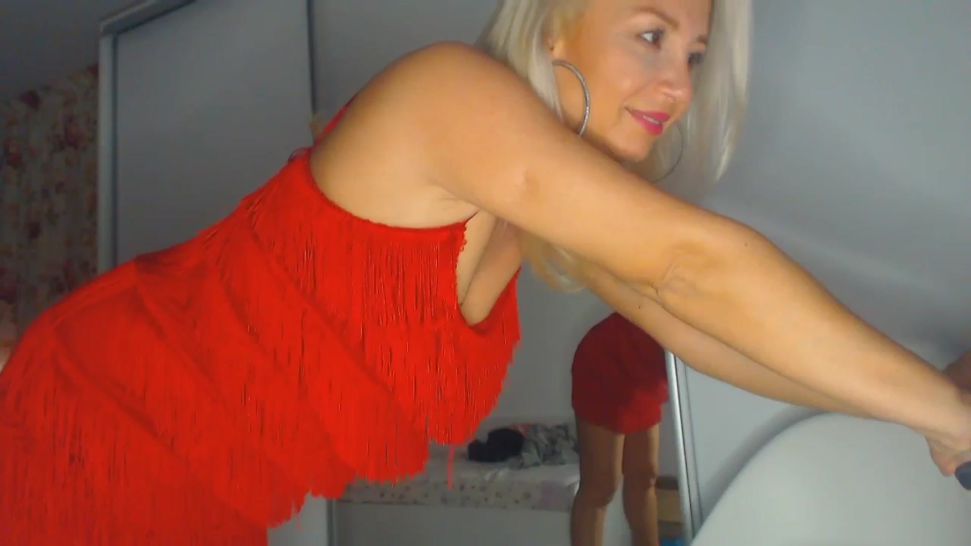 Gallery image thumbnail from Merlyn4u's myfreecams stream on, 10/02/2025, 09:33 image 4 of 20