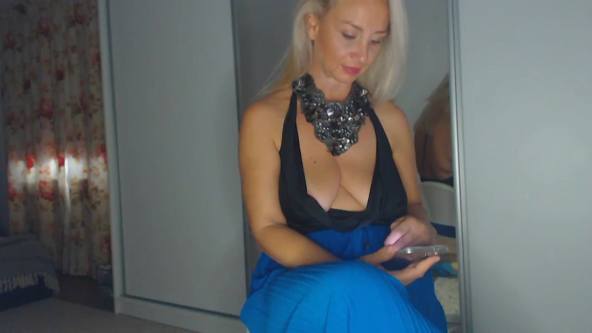 Gallery image thumbnail from Merlyn4u's myfreecams stream on, 10/02/2025, 11:18 image 11 of 20
