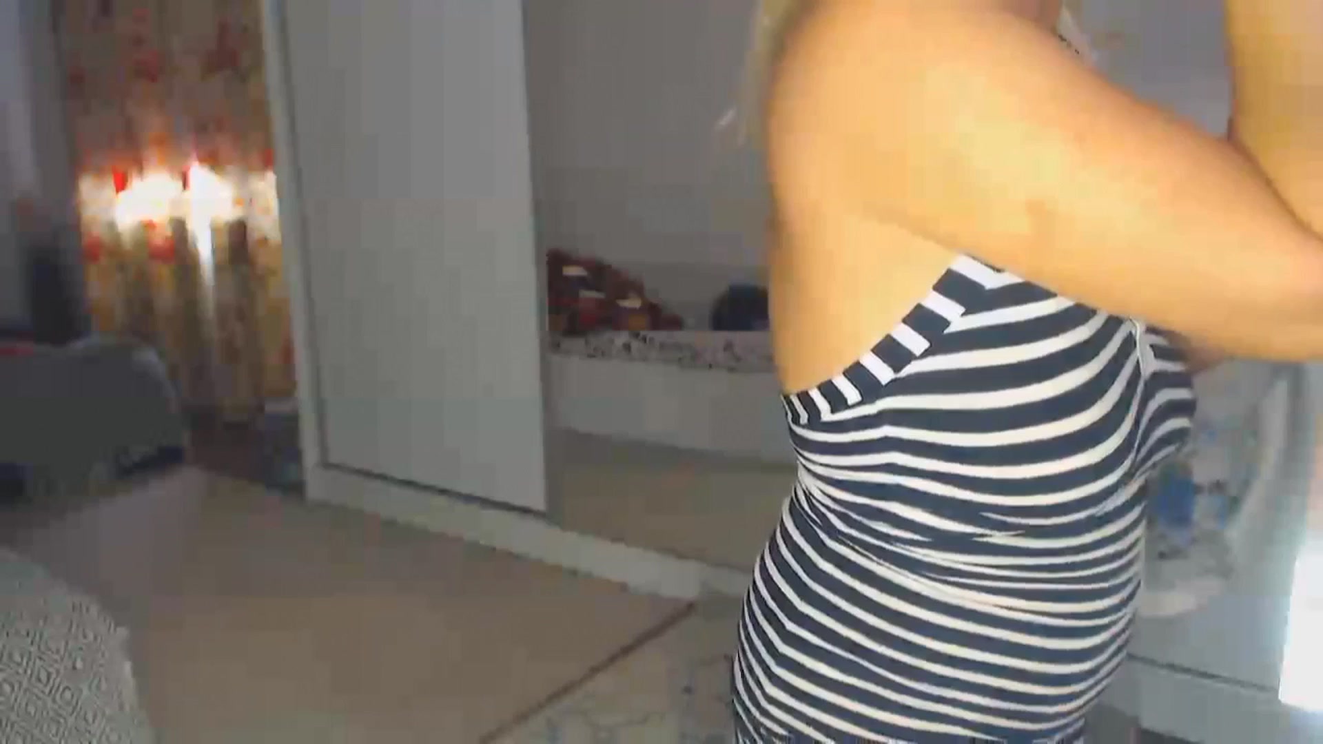 Gallery image thumbnail from Merlyn4u's myfreecams stream on, 10/14/2025, 11:44 image 16 of 20
