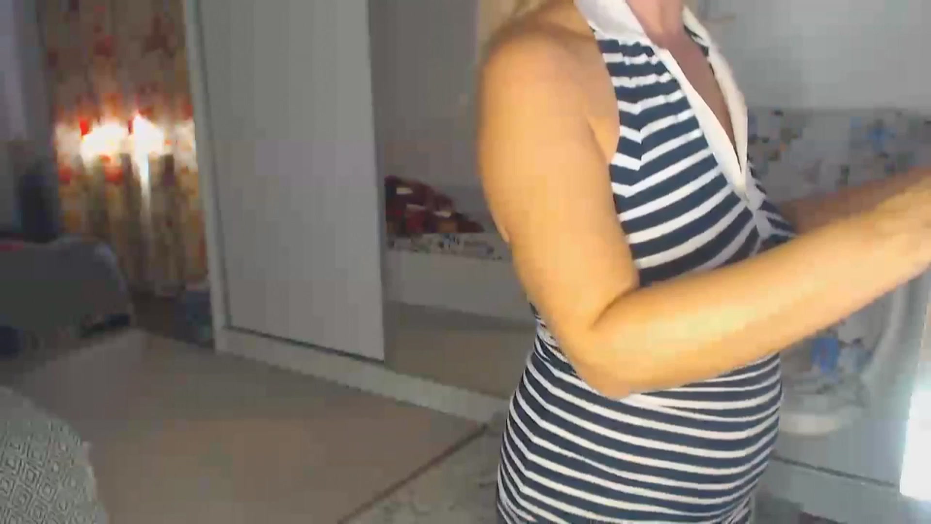 Gallery image thumbnail from Merlyn4u's myfreecams stream on, 10/14/2025, 11:44 image 18 of 20