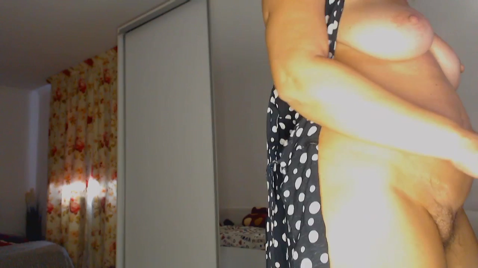 Gallery image thumbnail from Merlyn4u's myfreecams stream on, 10/17/2025, 11:21 image 16 of 20