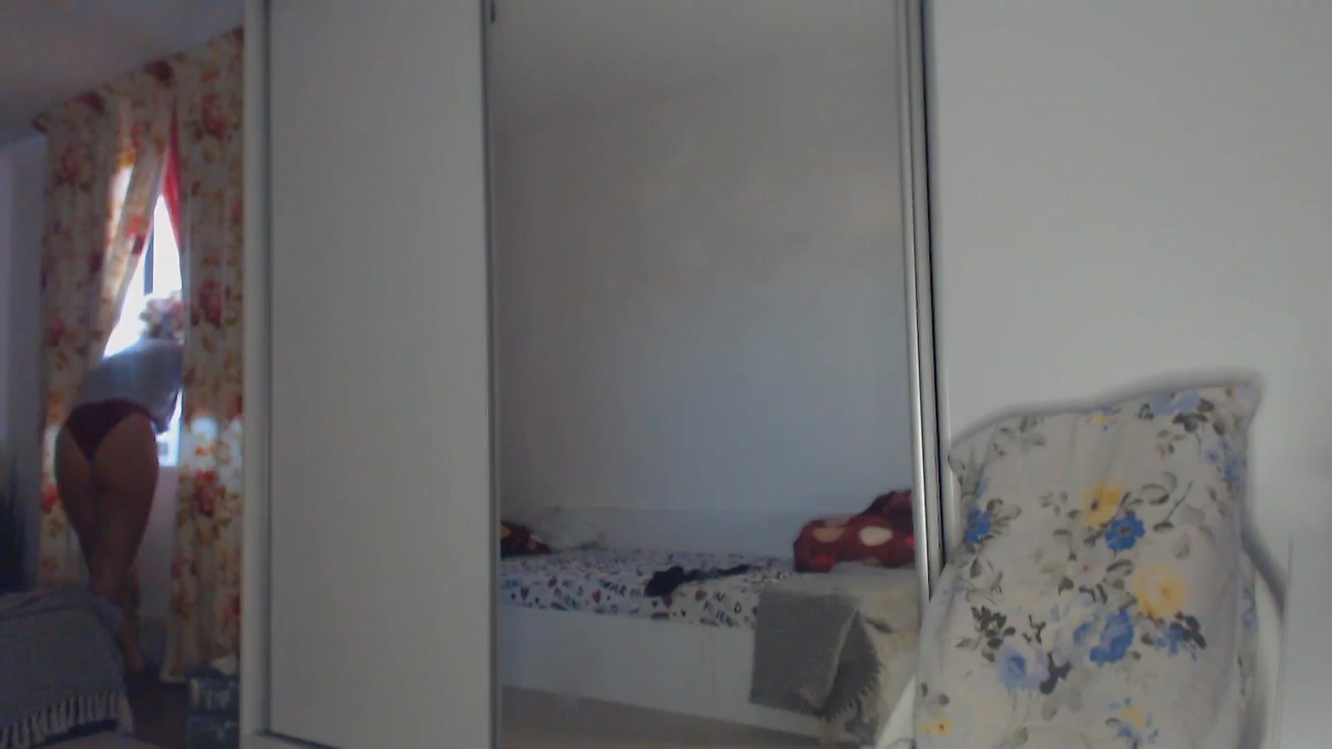 Gallery image thumbnail from Merlyn4u's myfreecams stream on, 10/22/2025, 11:53 image 8 of 20