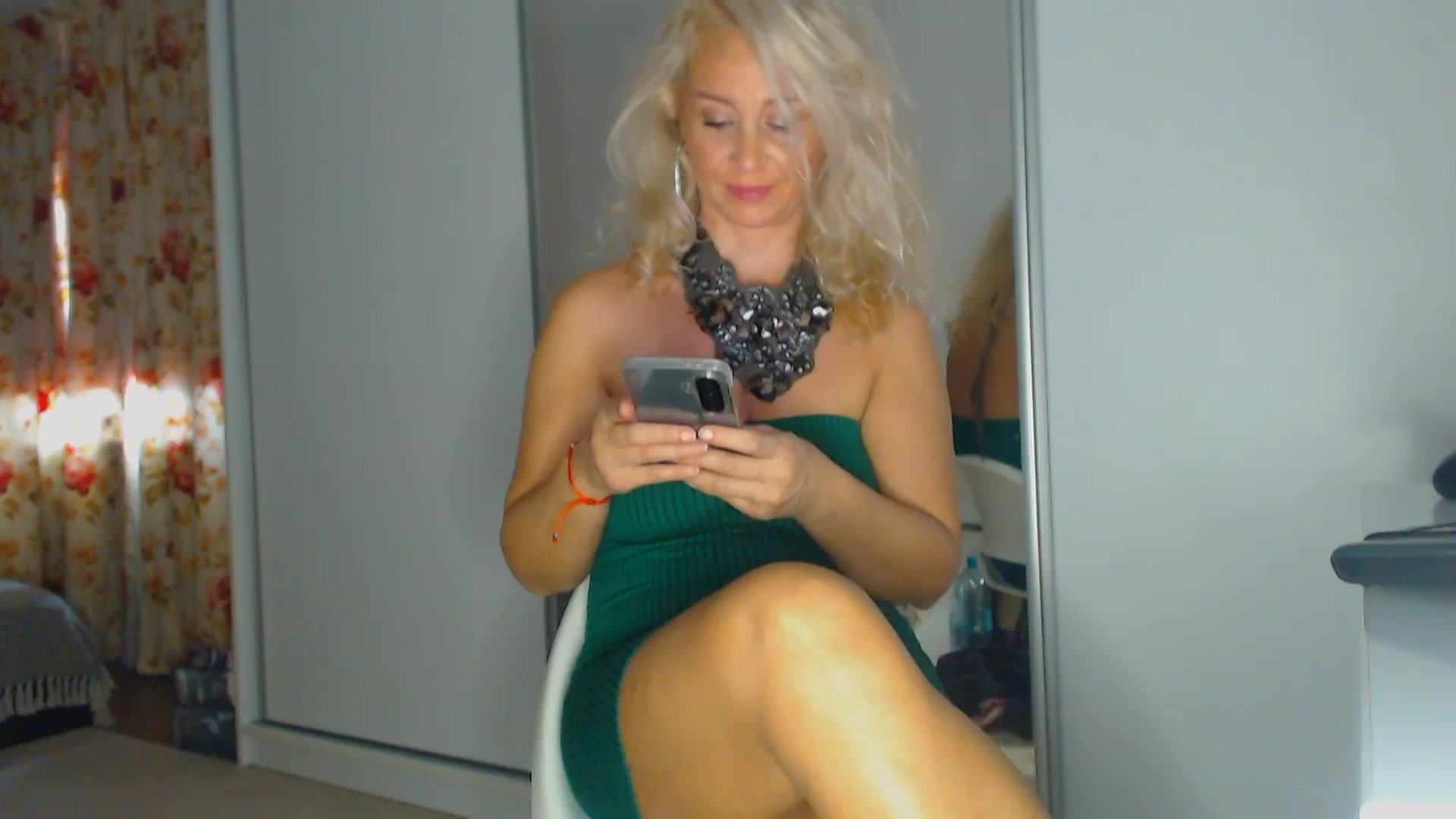 Gallery image thumbnail from Merlyn4u's myfreecams stream on, 10/24/2025, 12:02 image 8 of 20