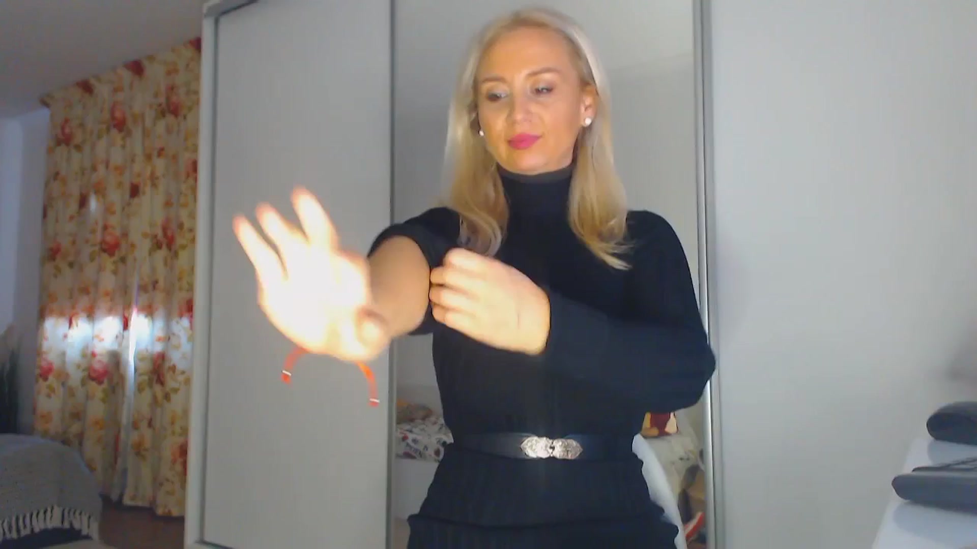 Gallery image thumbnail from Merlyn4u's myfreecams stream on, 11/01/2025, 11:46 image 1 of 20