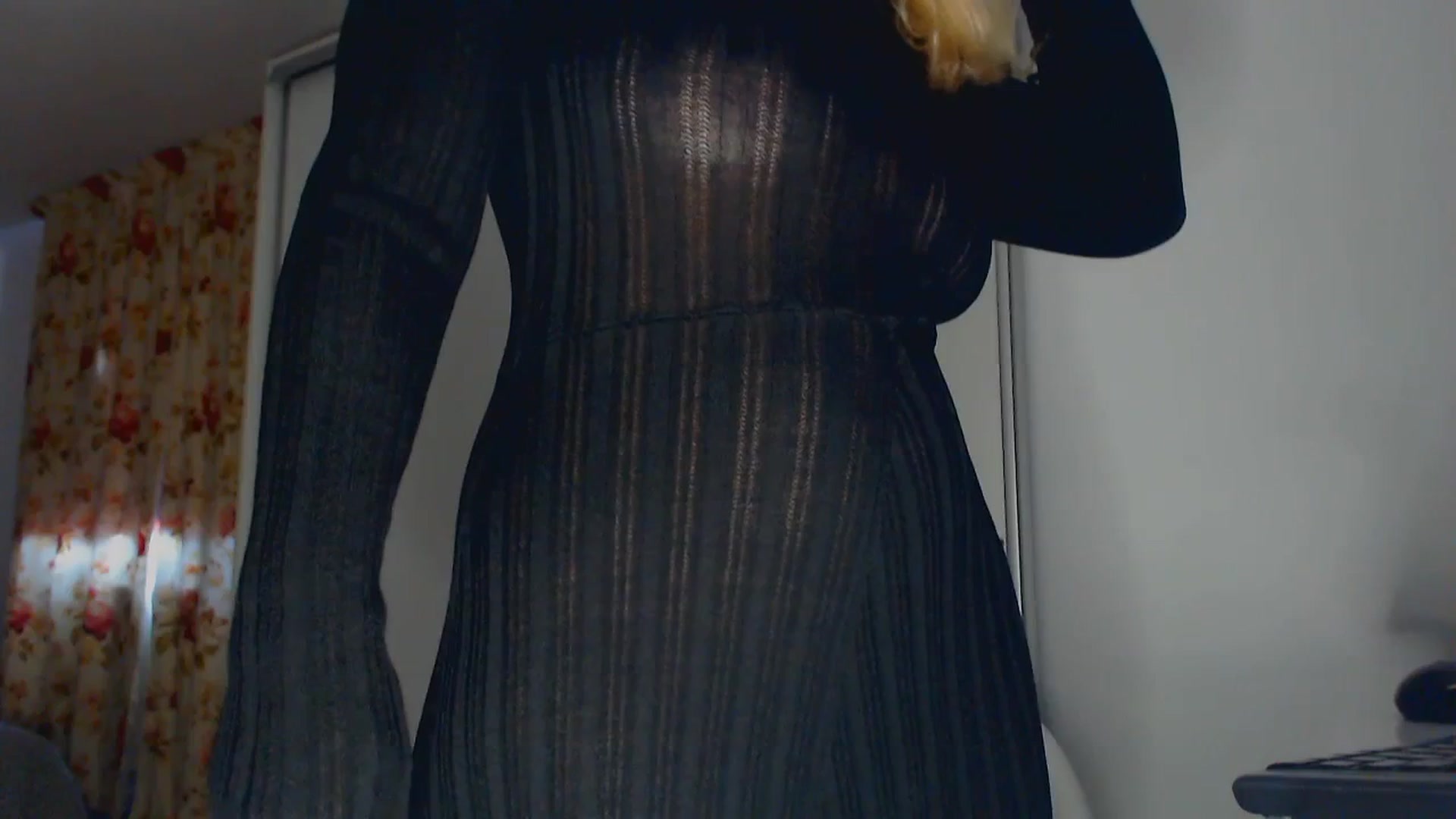 Gallery image thumbnail from Merlyn4u's myfreecams stream on, 11/01/2025, 12:18 image 7 of 20