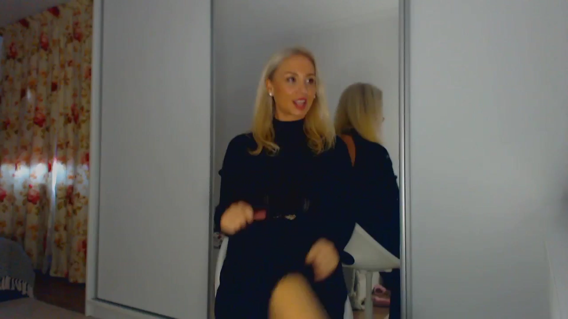 Gallery image thumbnail from Merlyn4u's myfreecams stream on, 11/01/2025, 14:04 image 6 of 20