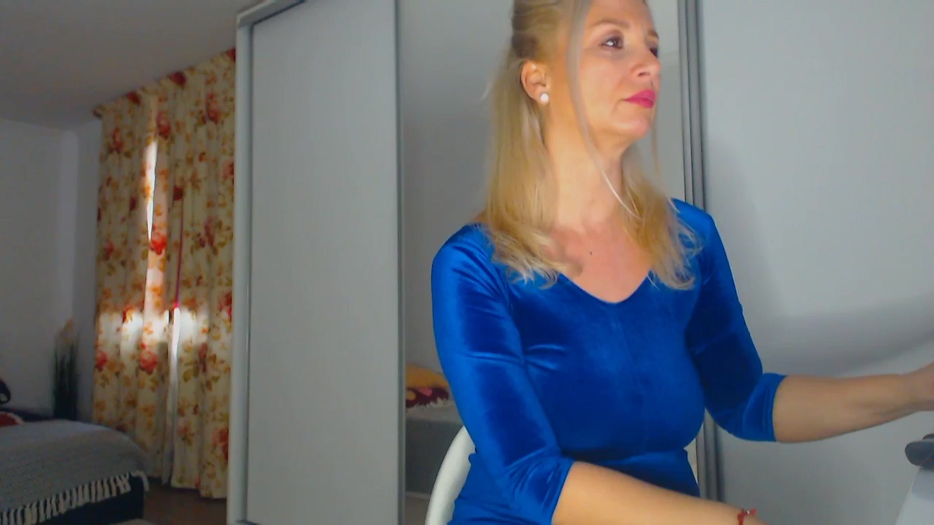 Gallery image thumbnail from Merlyn4u's myfreecams stream on, 11/04/2025, 11:34 image 1 of 20