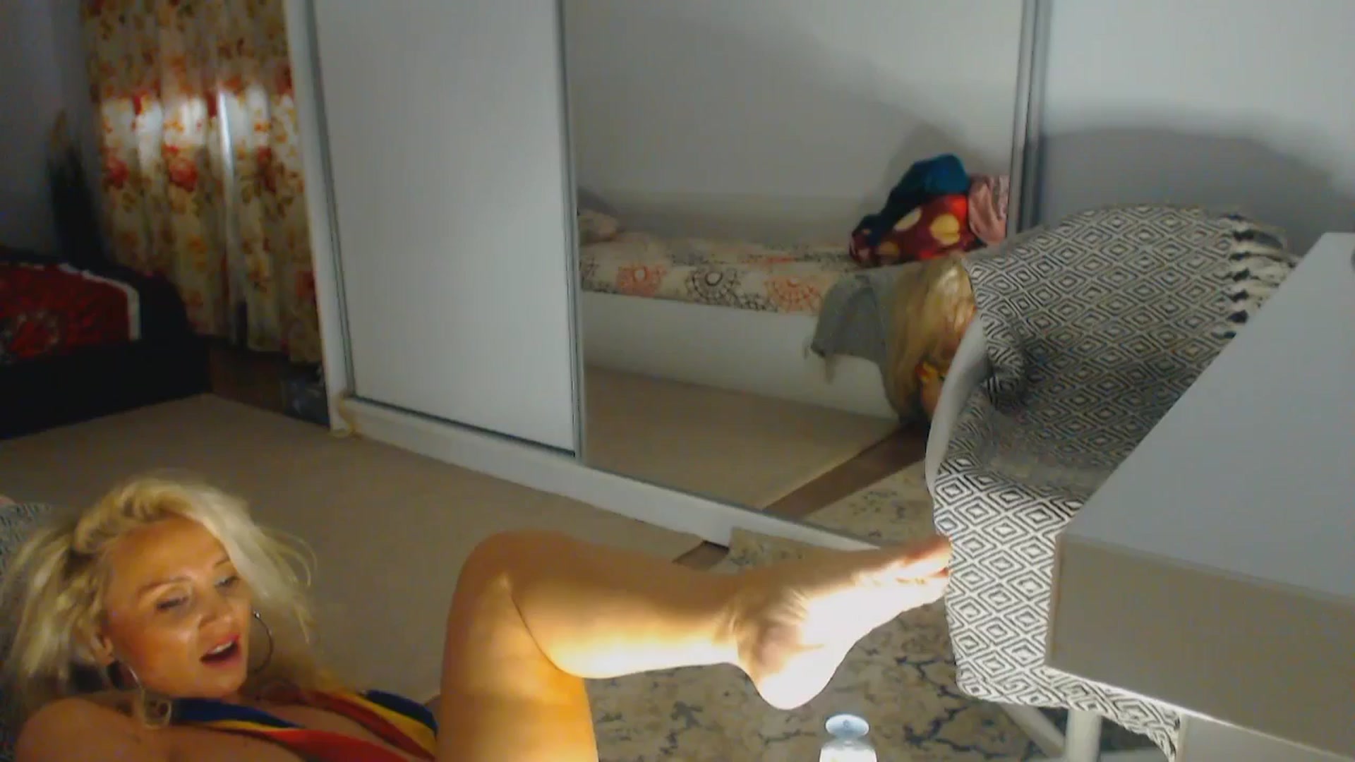 Gallery image thumbnail from Merlyn4u's myfreecams stream on, 11/18/2025, 12:28 image 9 of 20
