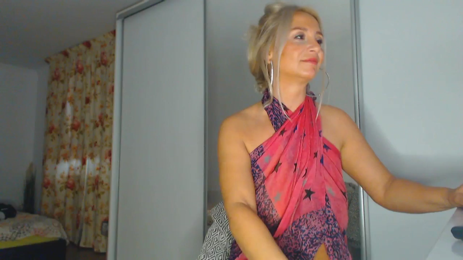 Gallery image thumbnail from Merlyn4u's myfreecams stream on, 11/29/2025, 13:49 image 18 of 20