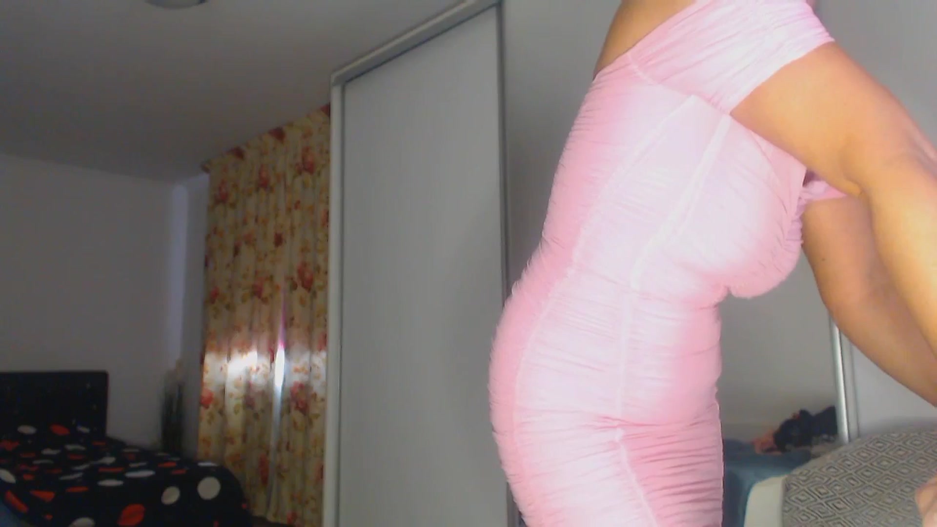 Gallery image thumbnail from Merlyn4u's myfreecams stream on, 12/13/2025, 13:34 image 5 of 20