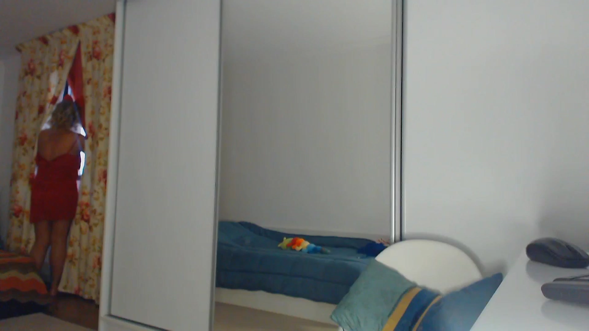 Gallery image thumbnail from Merlyn4u's myfreecams stream on, 12/24/2025, 14:51 image 11 of 20