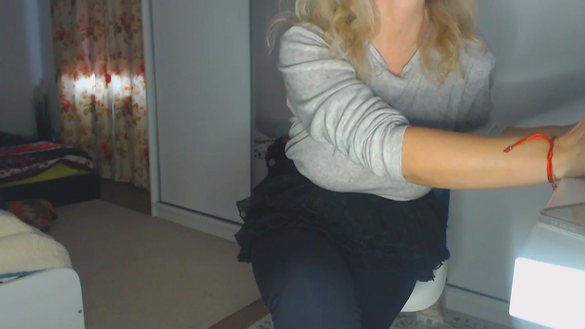 Gallery image thumbnail from Merlyn4u's myfreecams stream on, 12/26/2025, 11:56 image 3 of 20