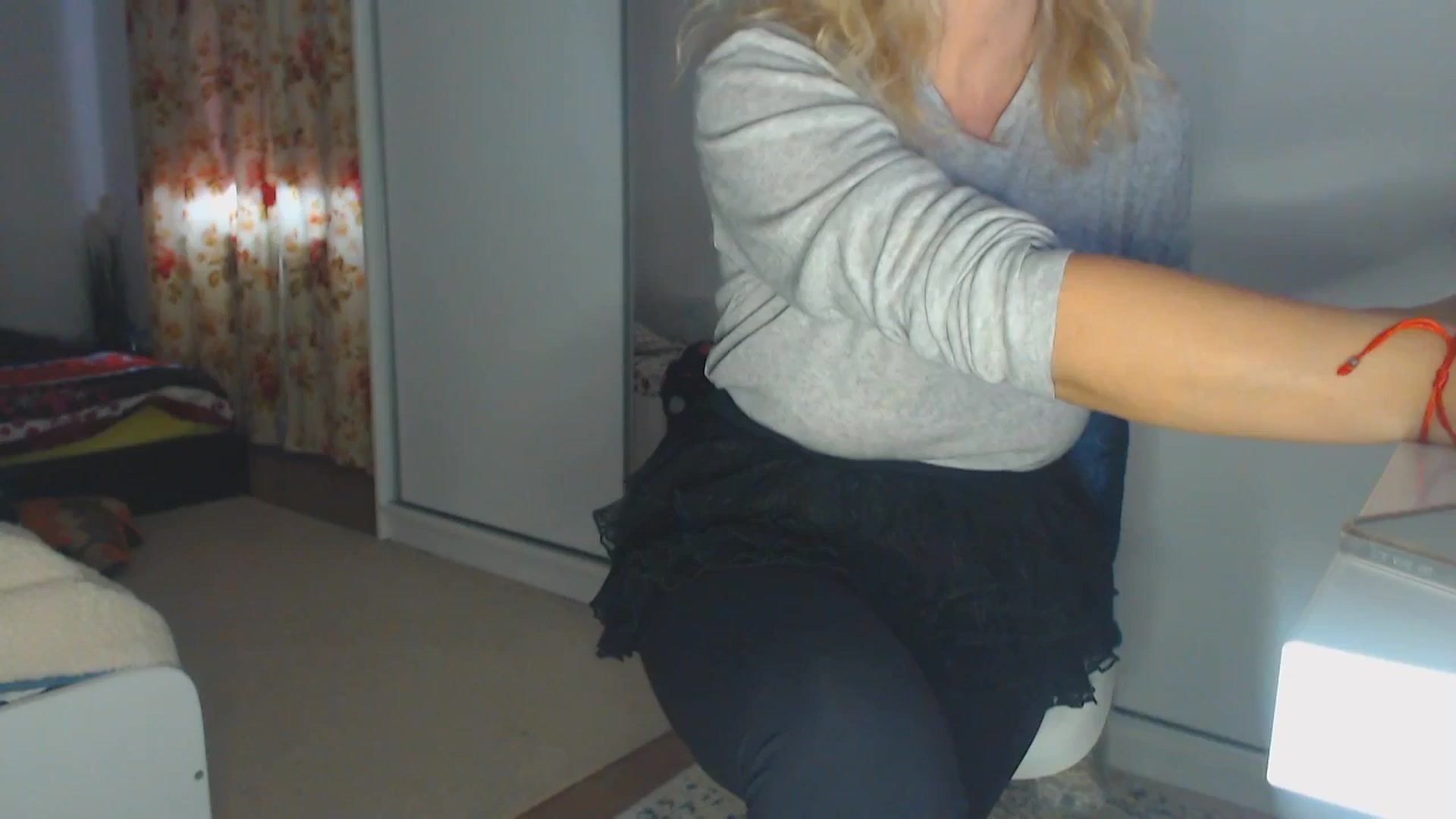 Gallery image thumbnail from Merlyn4u's myfreecams stream on, 12/26/2025, 11:56 image 4 of 20