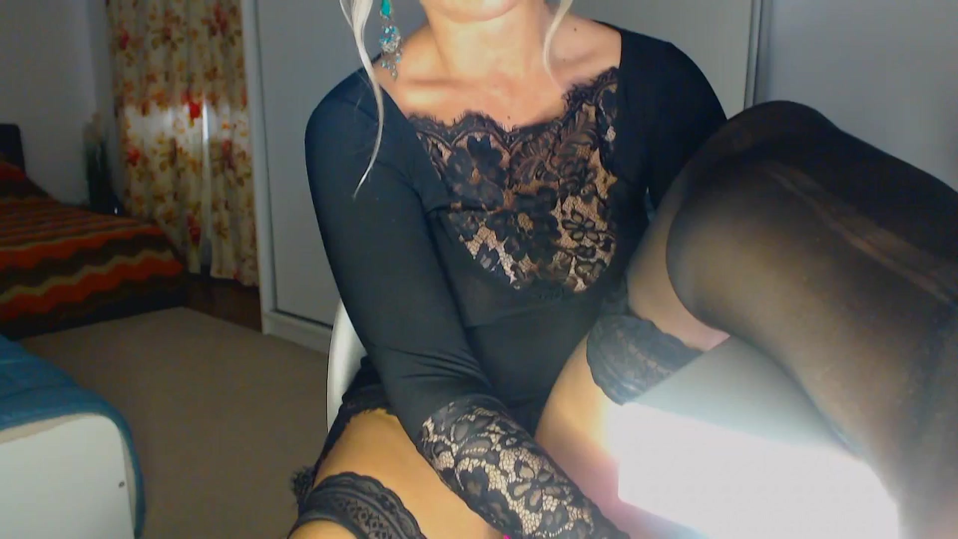 Gallery image thumbnail from Merlyn4u's myfreecams stream on, 12/27/2025, 15:59 image 2 of 20