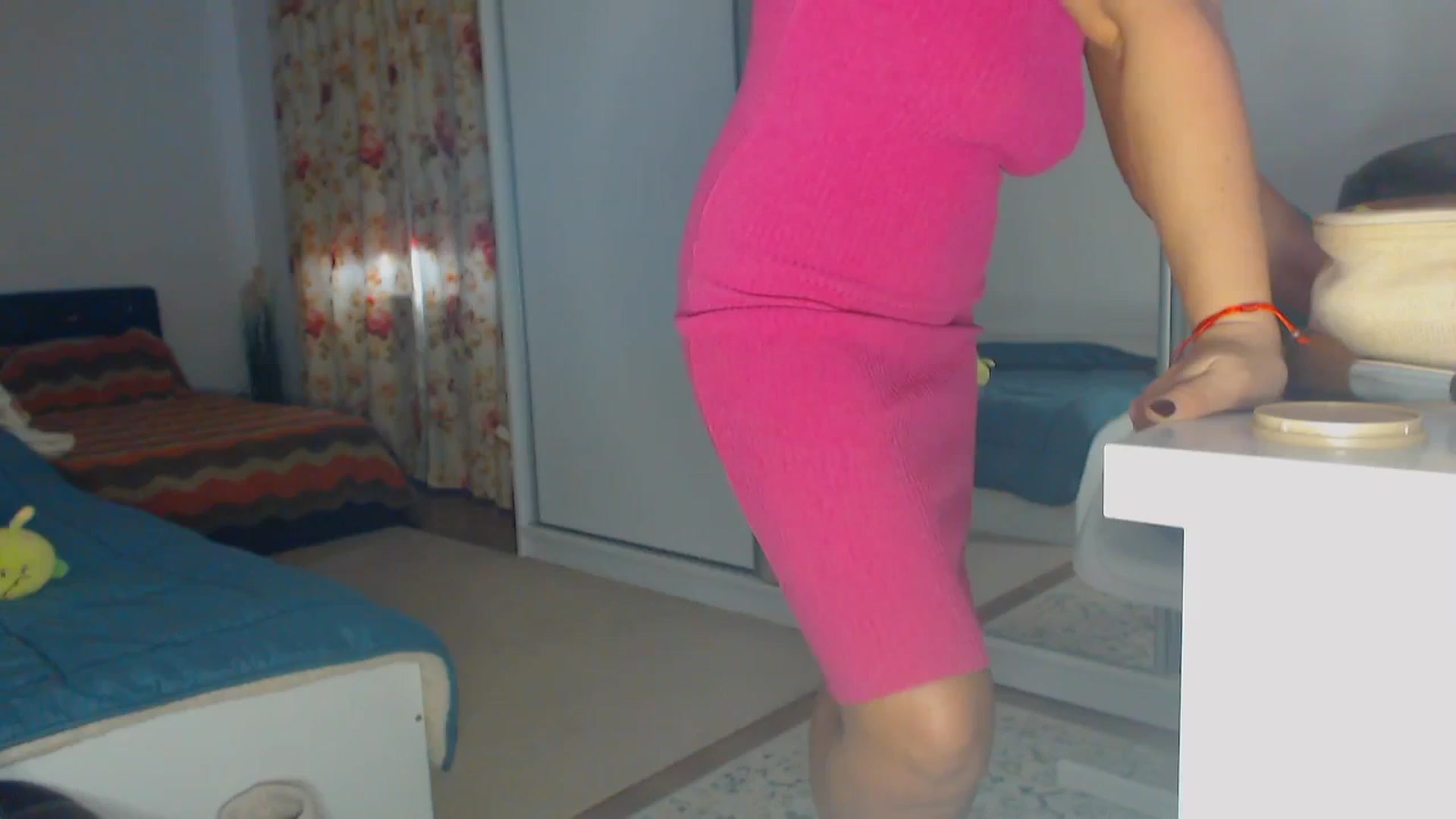 Gallery image thumbnail from Merlyn4u's myfreecams stream on, 01/06/2026, 14:39 image 2 of 20